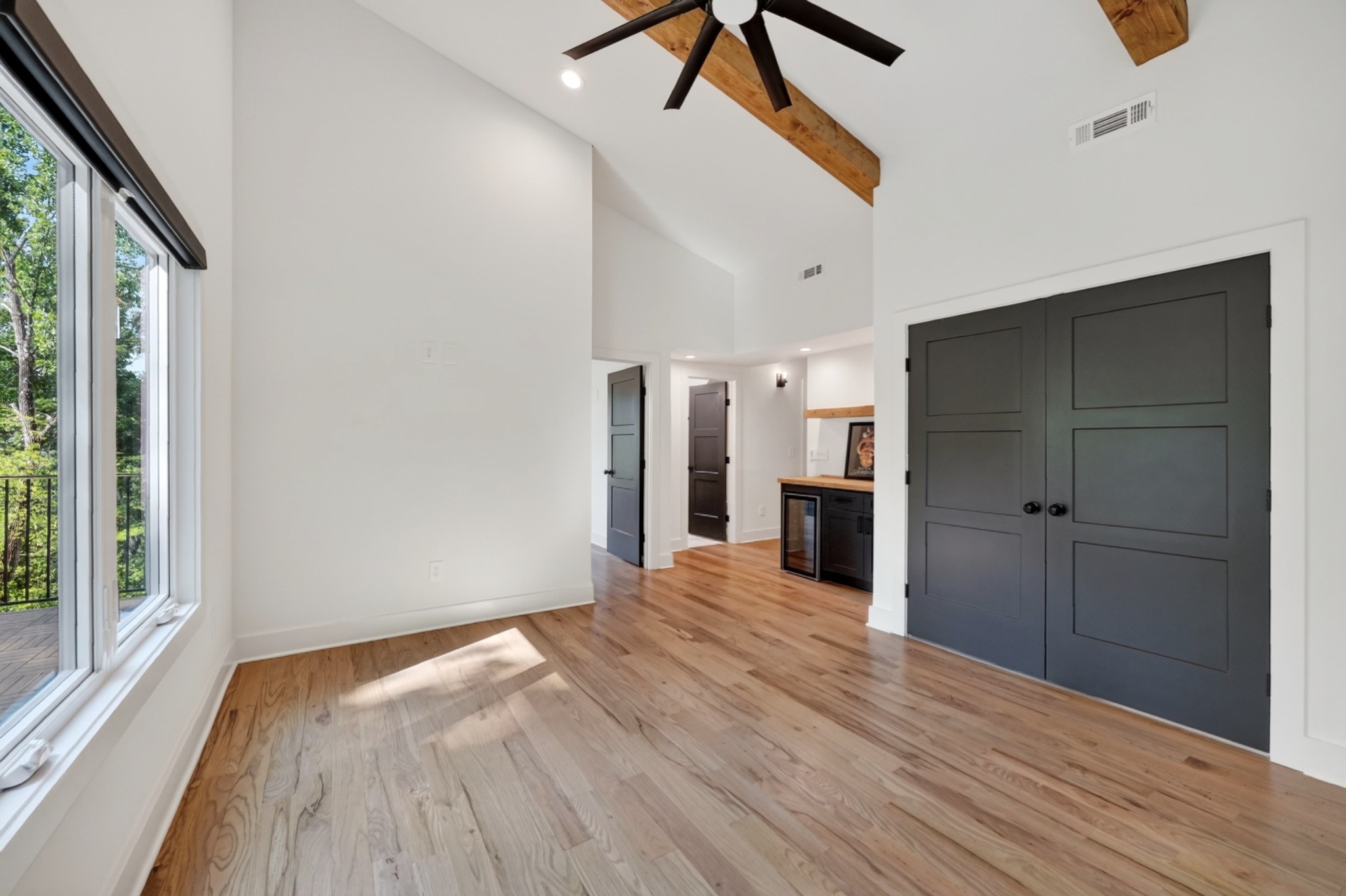2343 Shoreside Dr