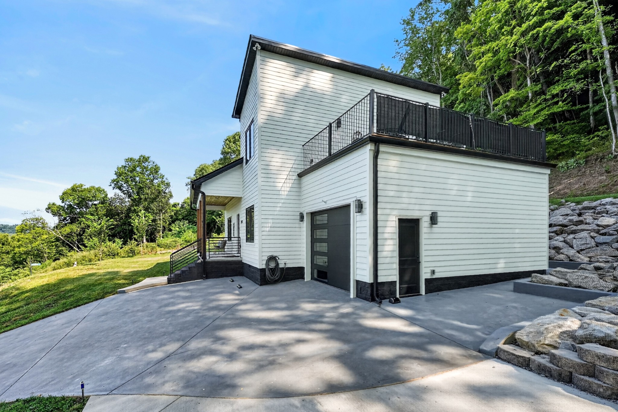 2343 Shoreside Dr