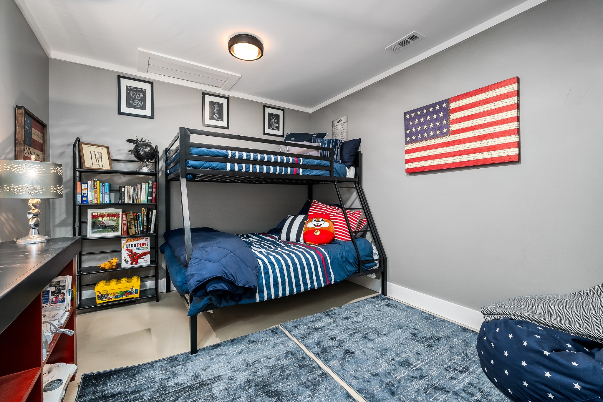 18 Admiral Ln