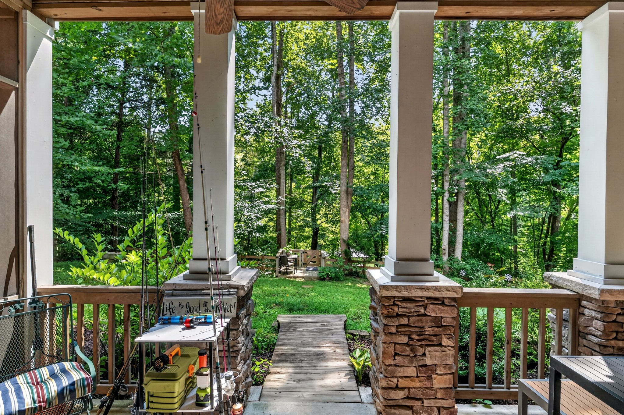 18 Admiral Ln