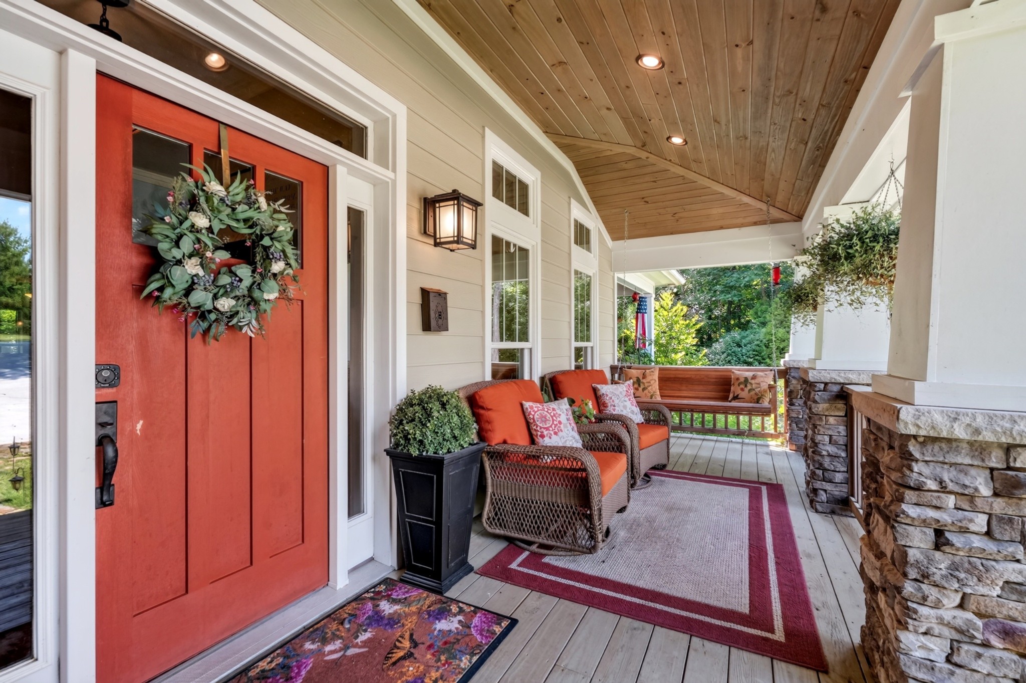 18 Admiral Ln