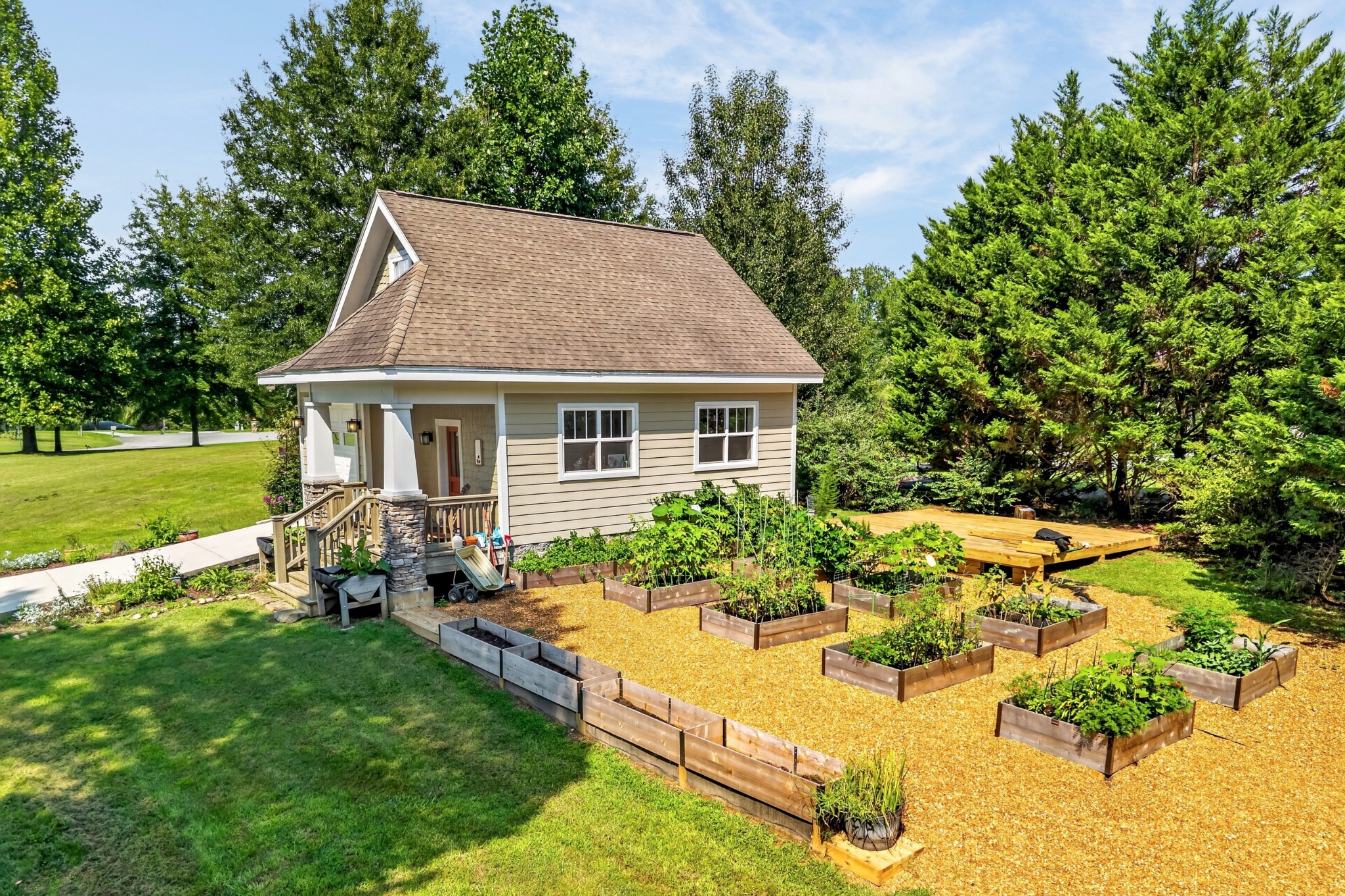 18 Admiral Ln