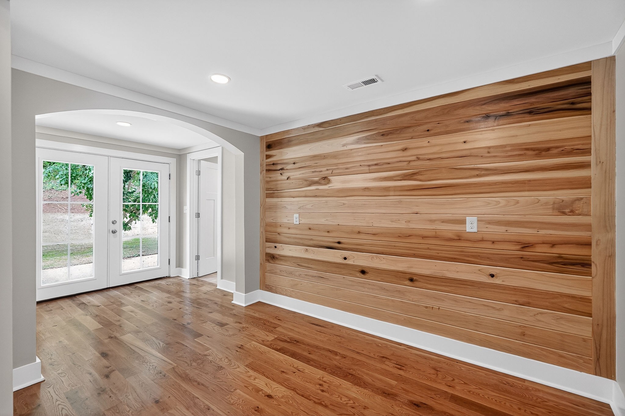 303 Westwood Dr