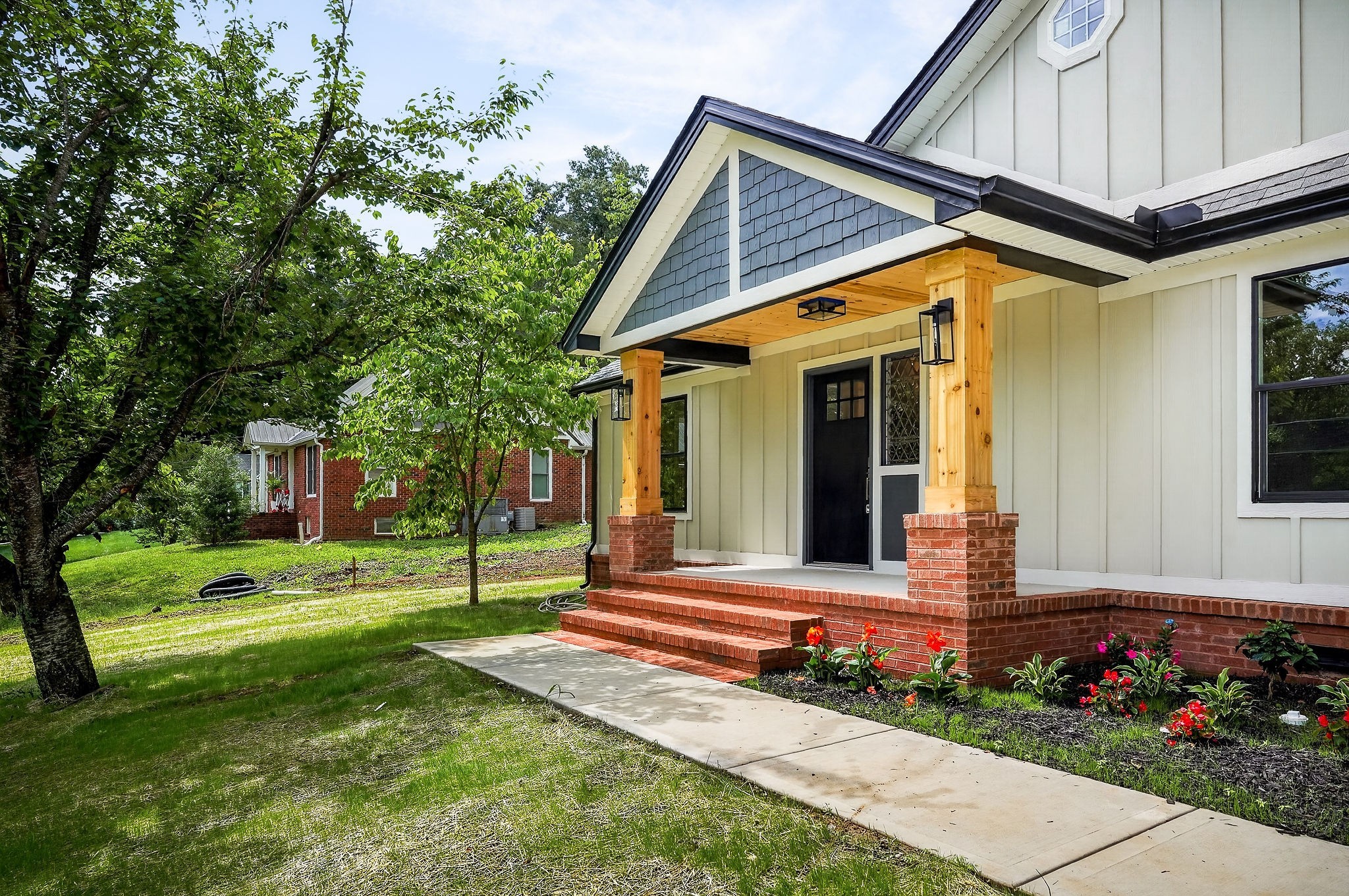 303 Westwood Dr