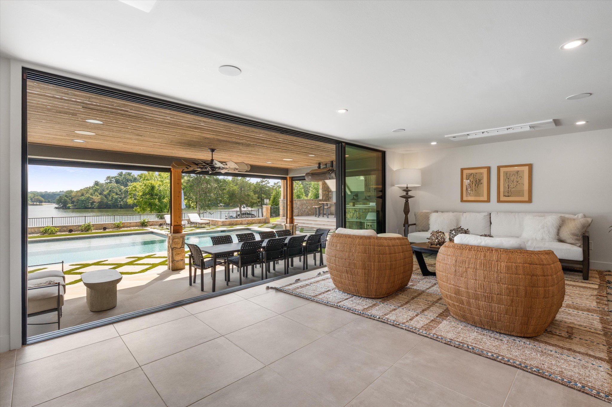 311 Harbor Dr