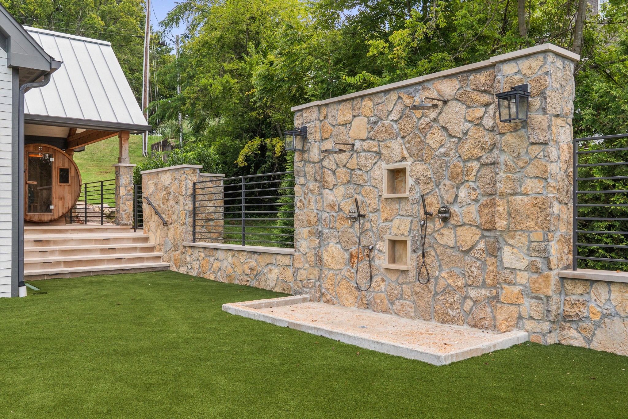 311 Harbor Dr