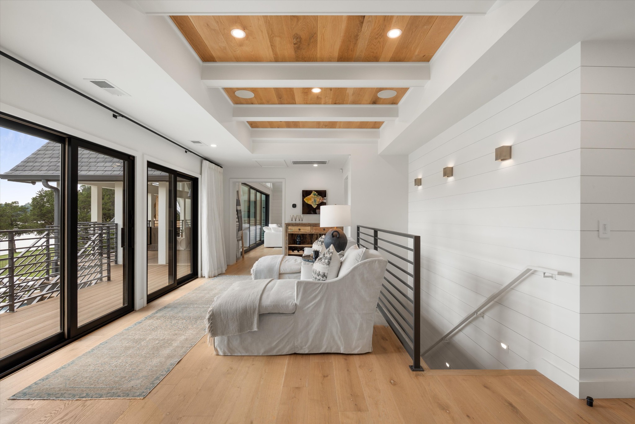 311 Harbor Dr