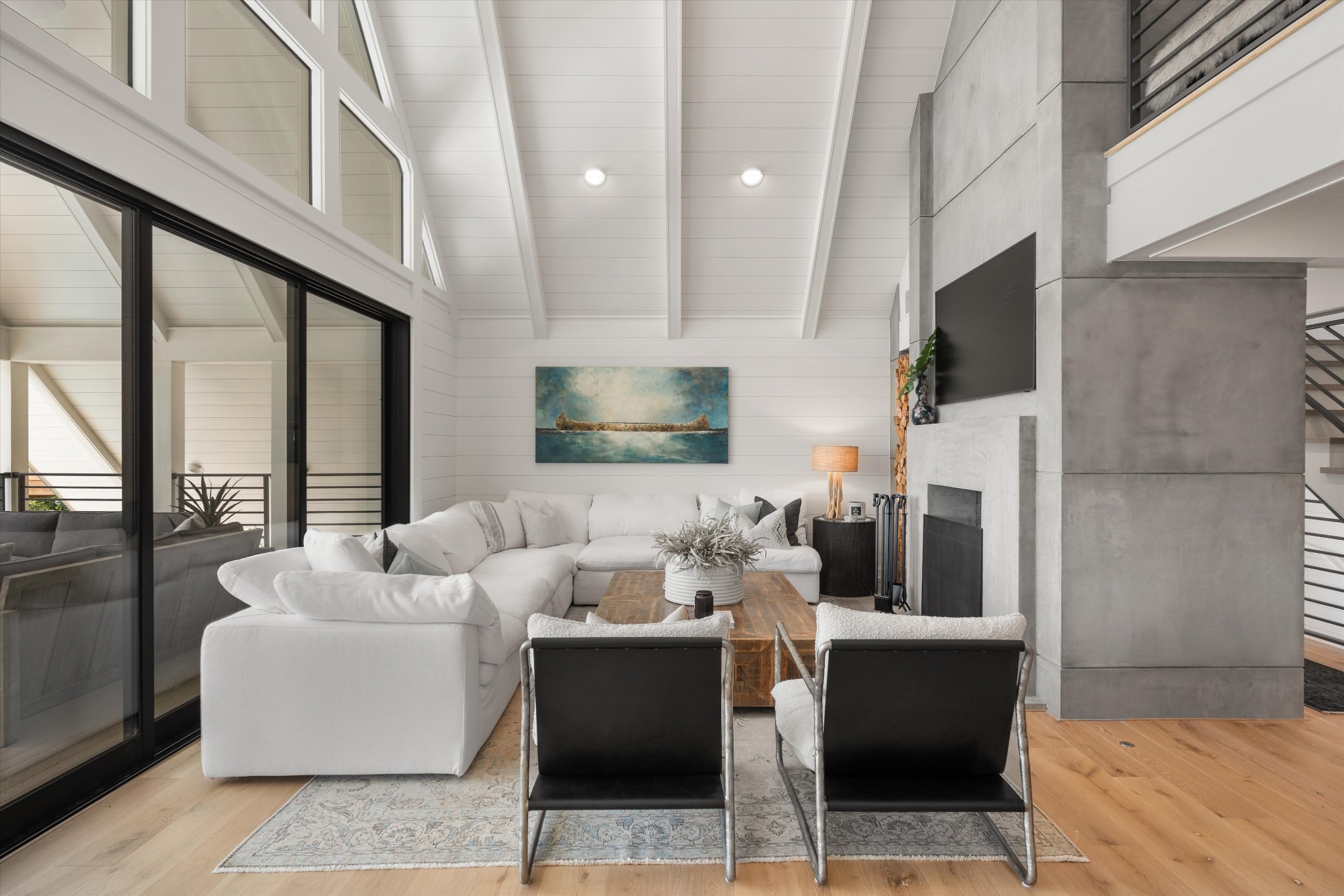 311 Harbor Dr