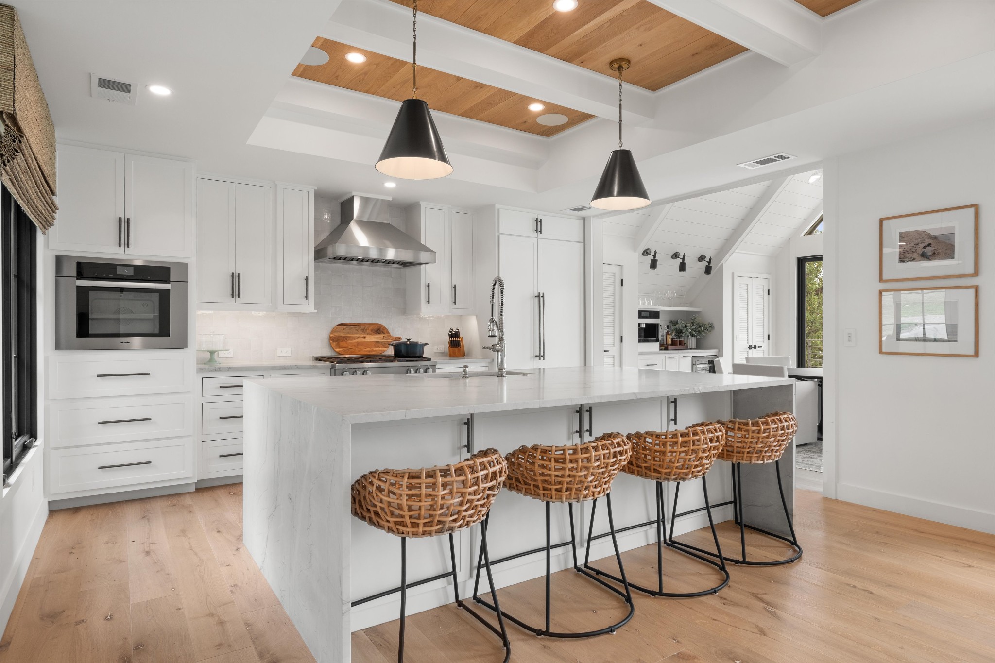 311 Harbor Dr