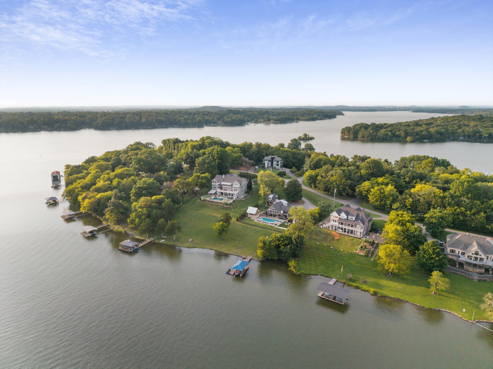 311 Harbor Dr