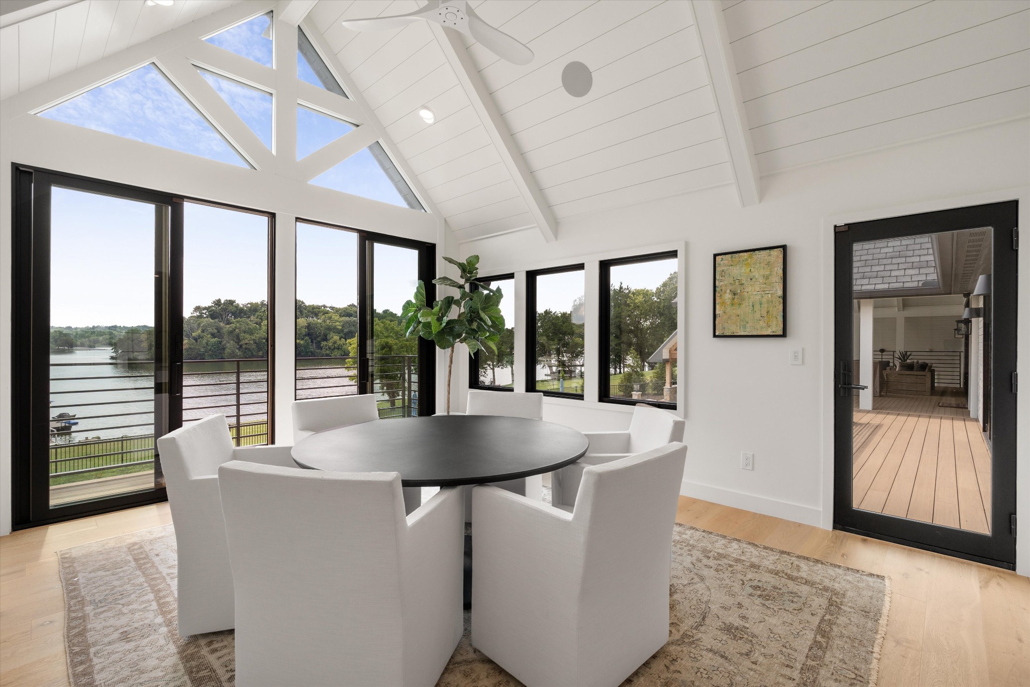 311 Harbor Dr