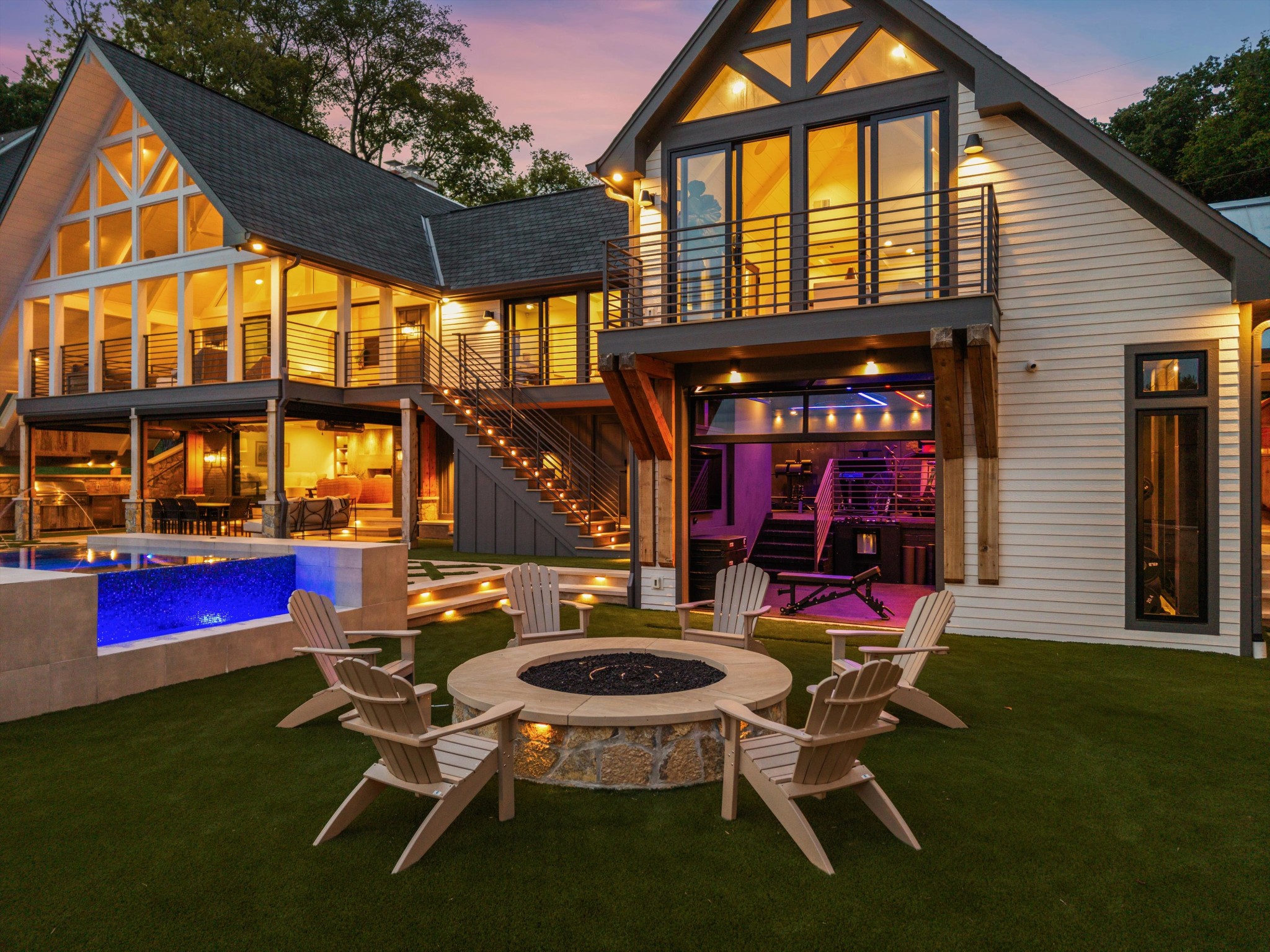 311 Harbor Dr