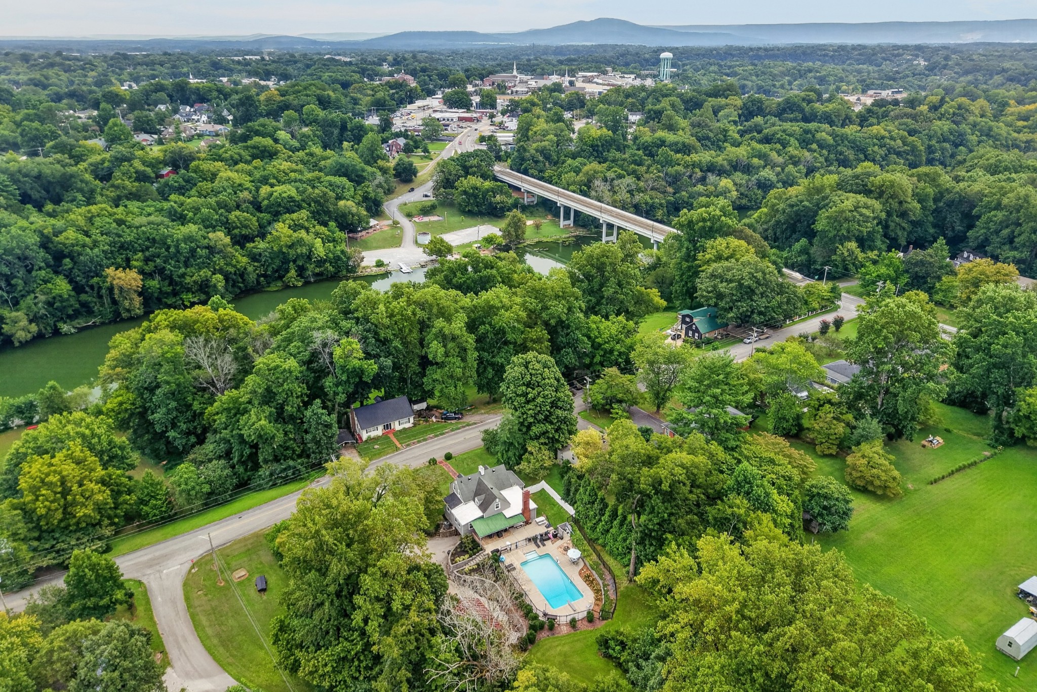 111 Westwood Dr