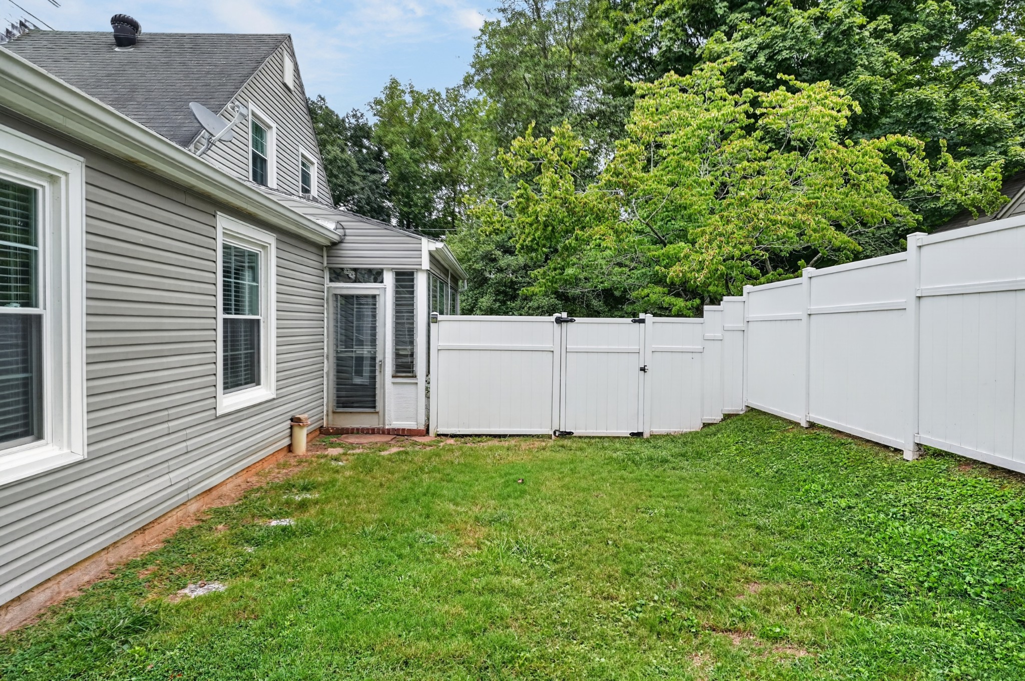 111 Westwood Dr