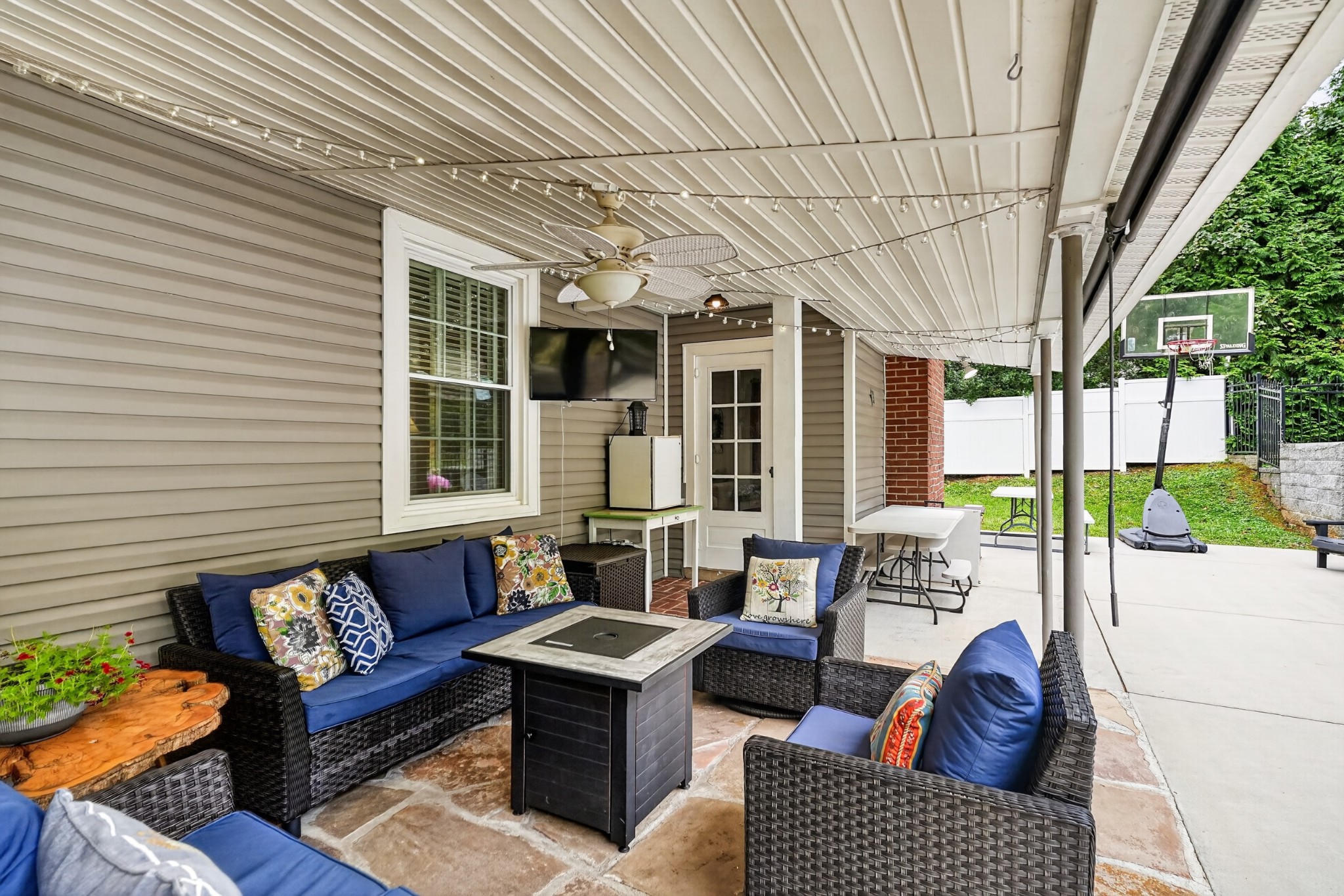 111 Westwood Dr