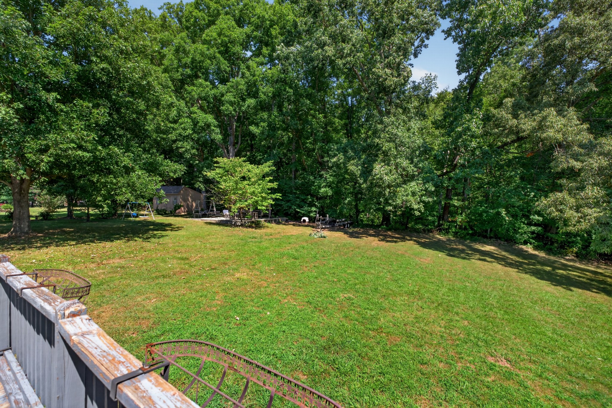145 E Laurel Ave
