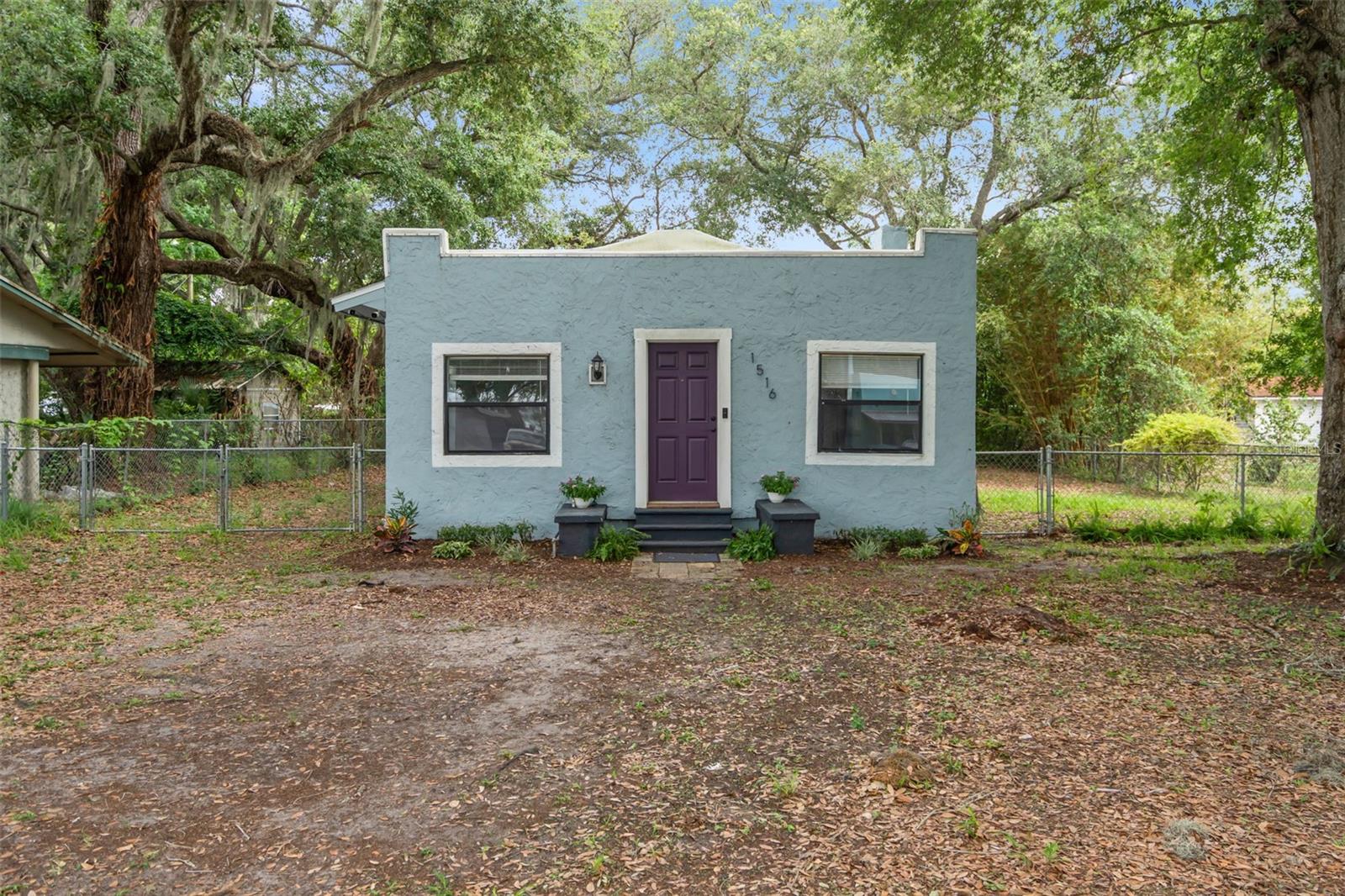 1516 E ELM RD