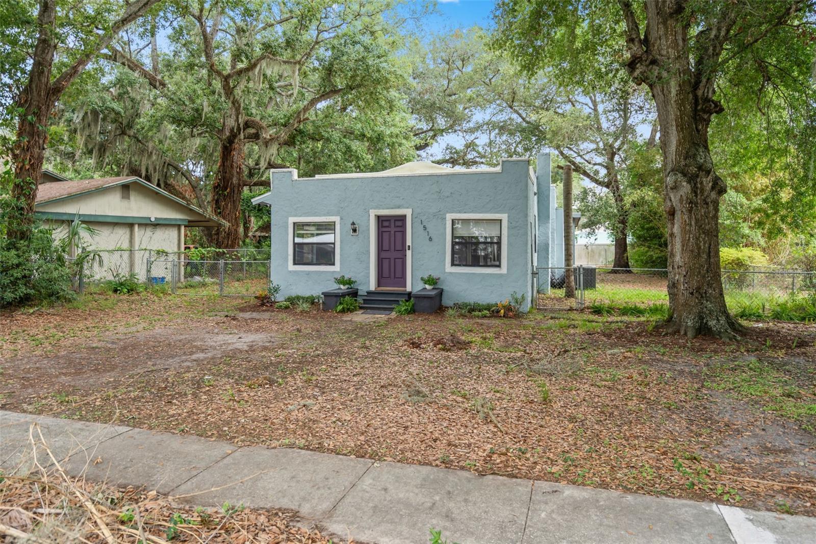 1516 E ELM RD