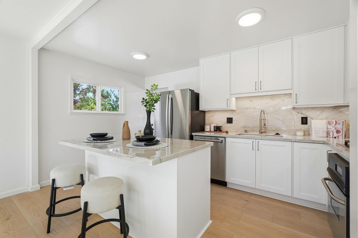 19990 Pear Tree Lane