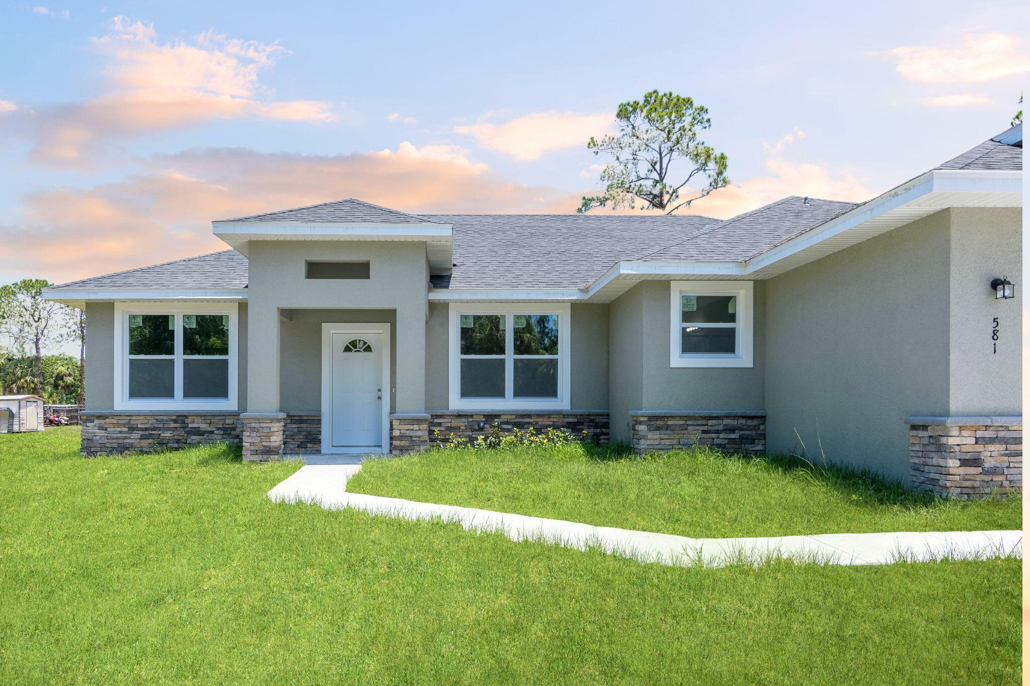 645 Tobias Street SE