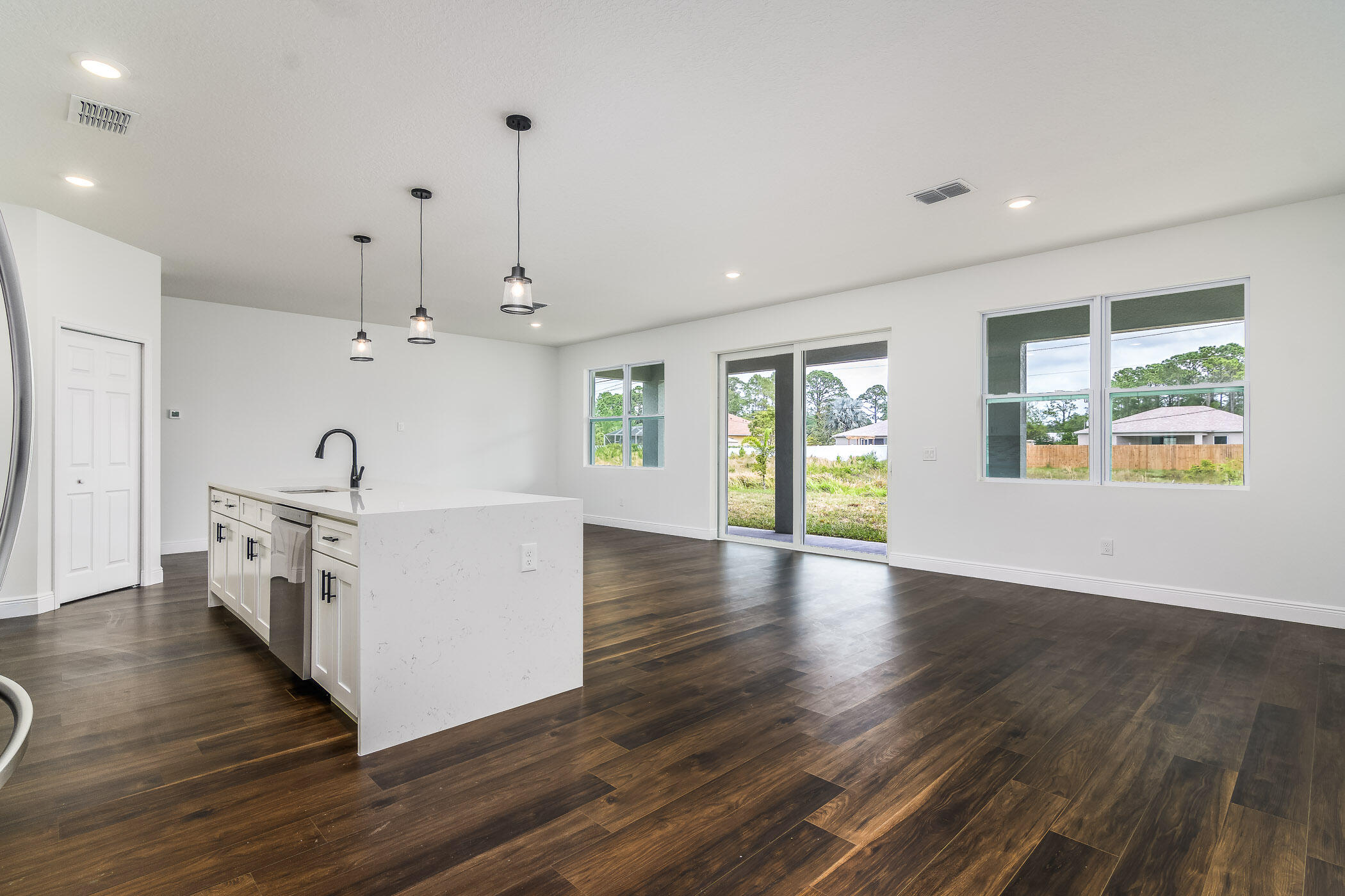 645 Tobias Street SE