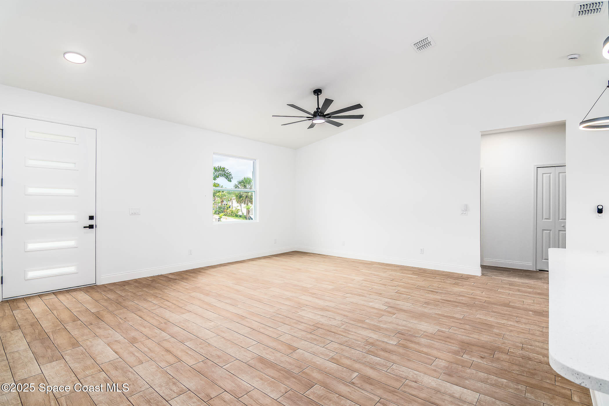 749 Bryant Road SW