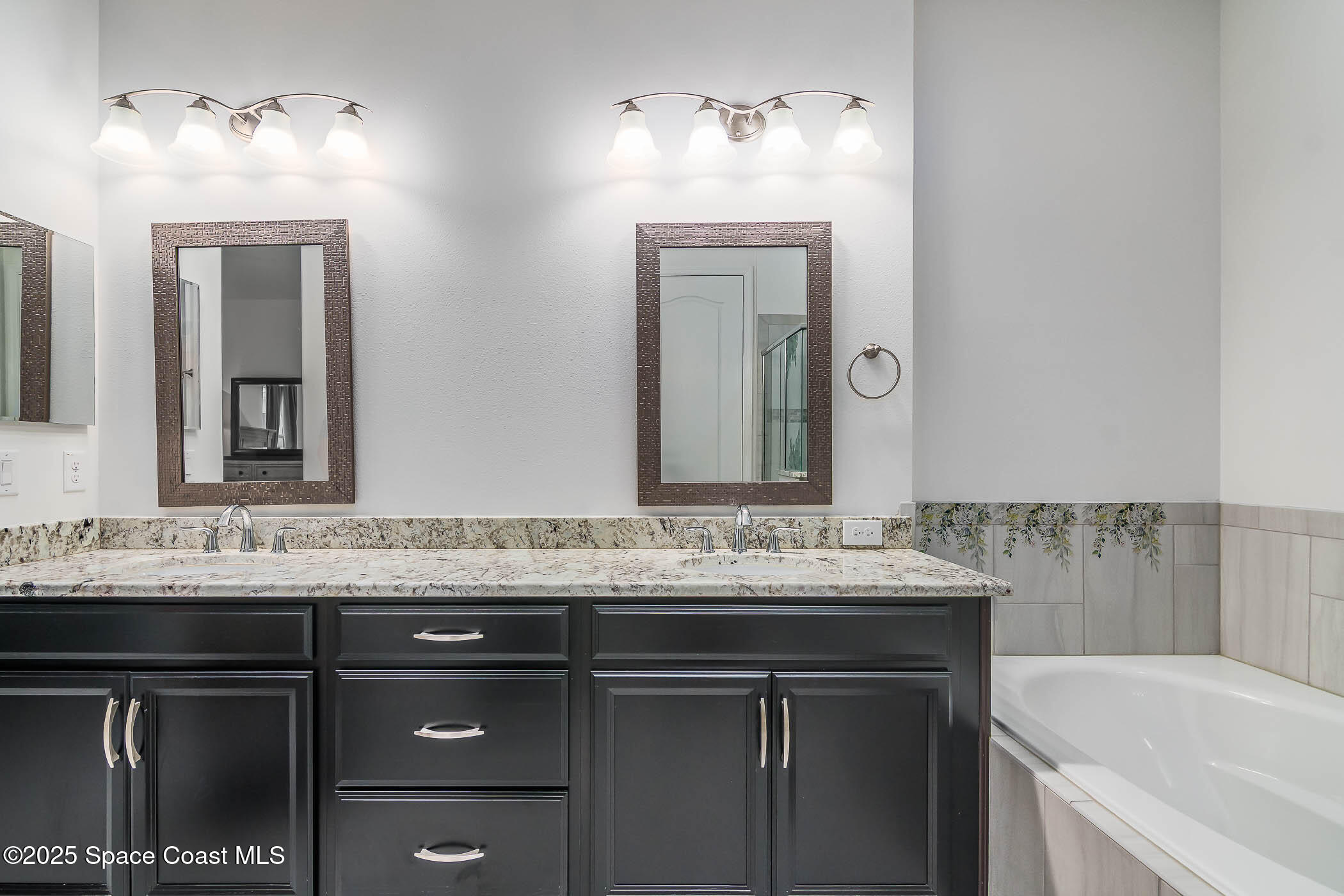 7963 Loren Cove Drive
