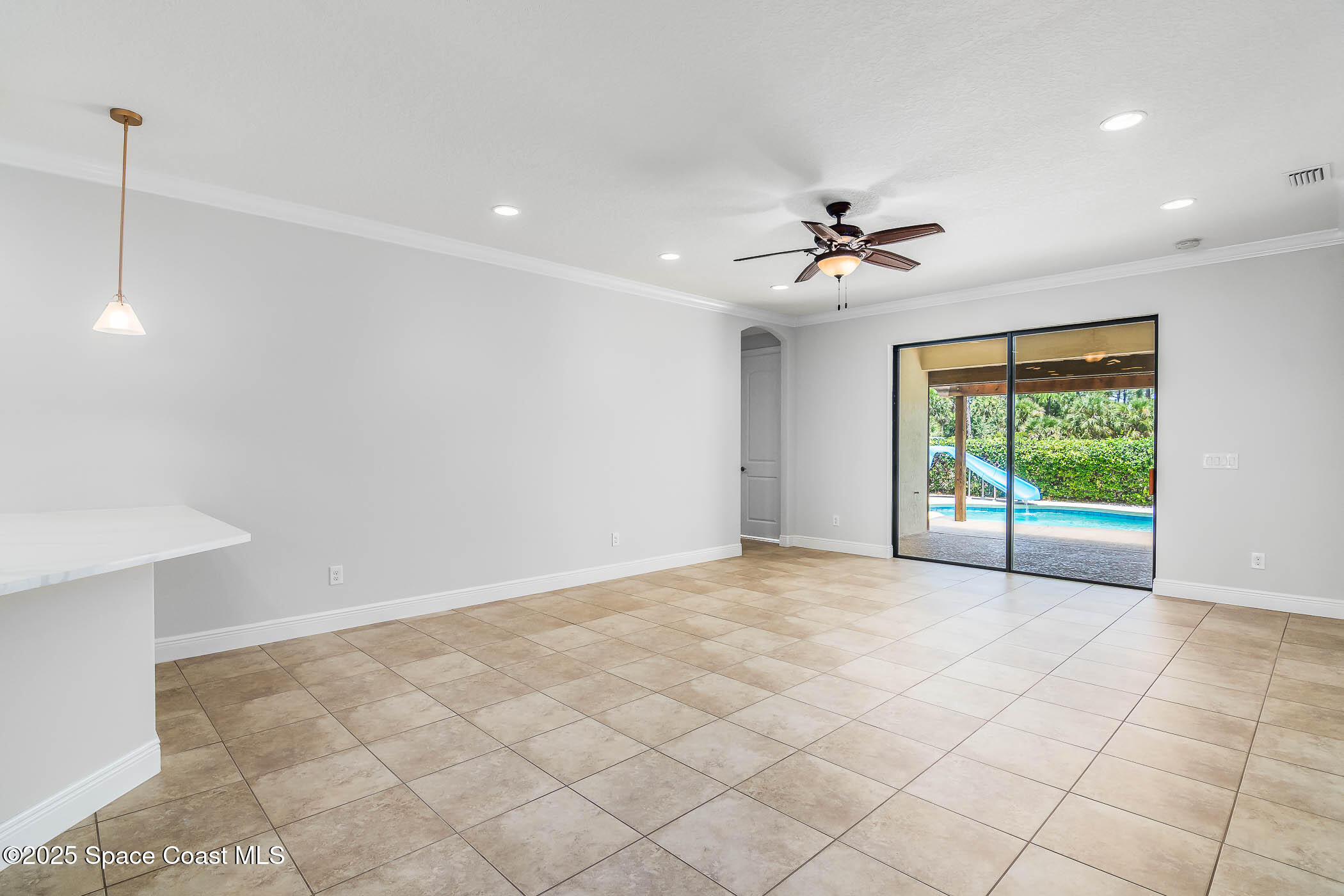 8553 Drayton Circle