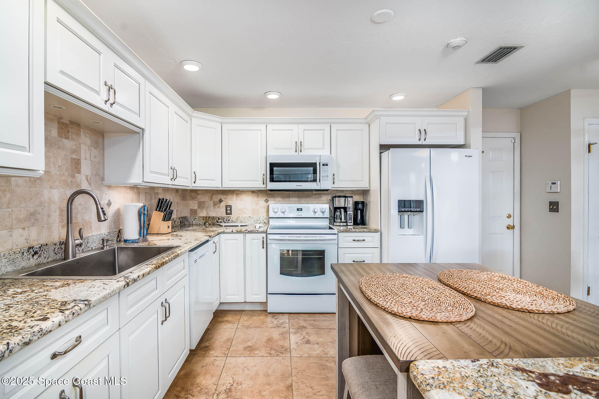 797 Greenwood Manor Cir Circle, 12-D