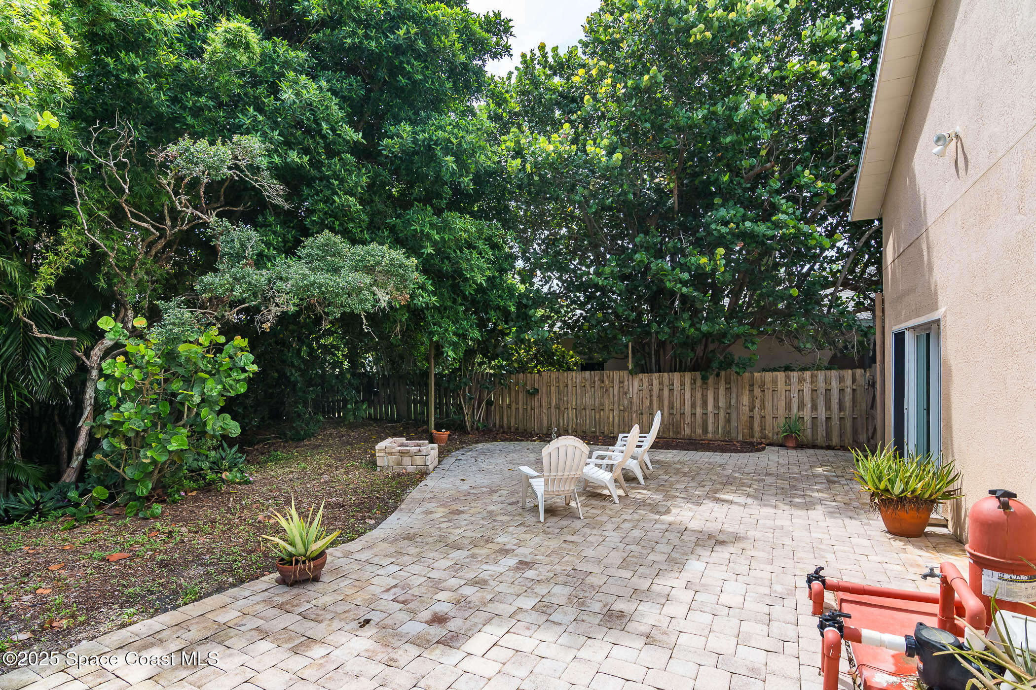 5085 Palm Drive