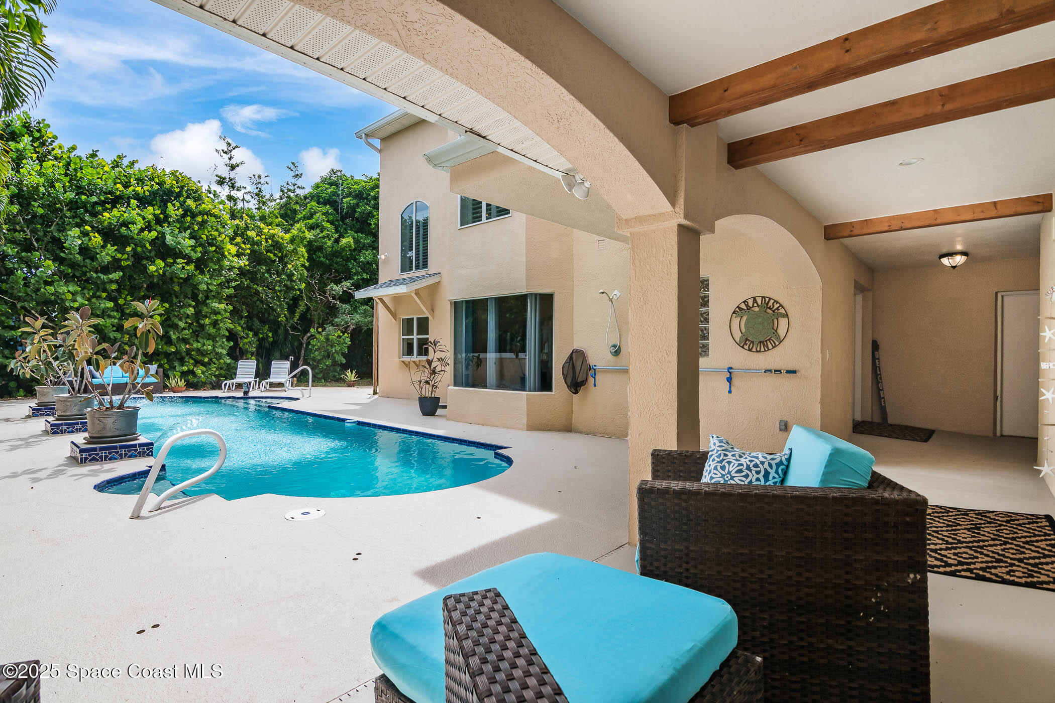 5085 Palm Drive