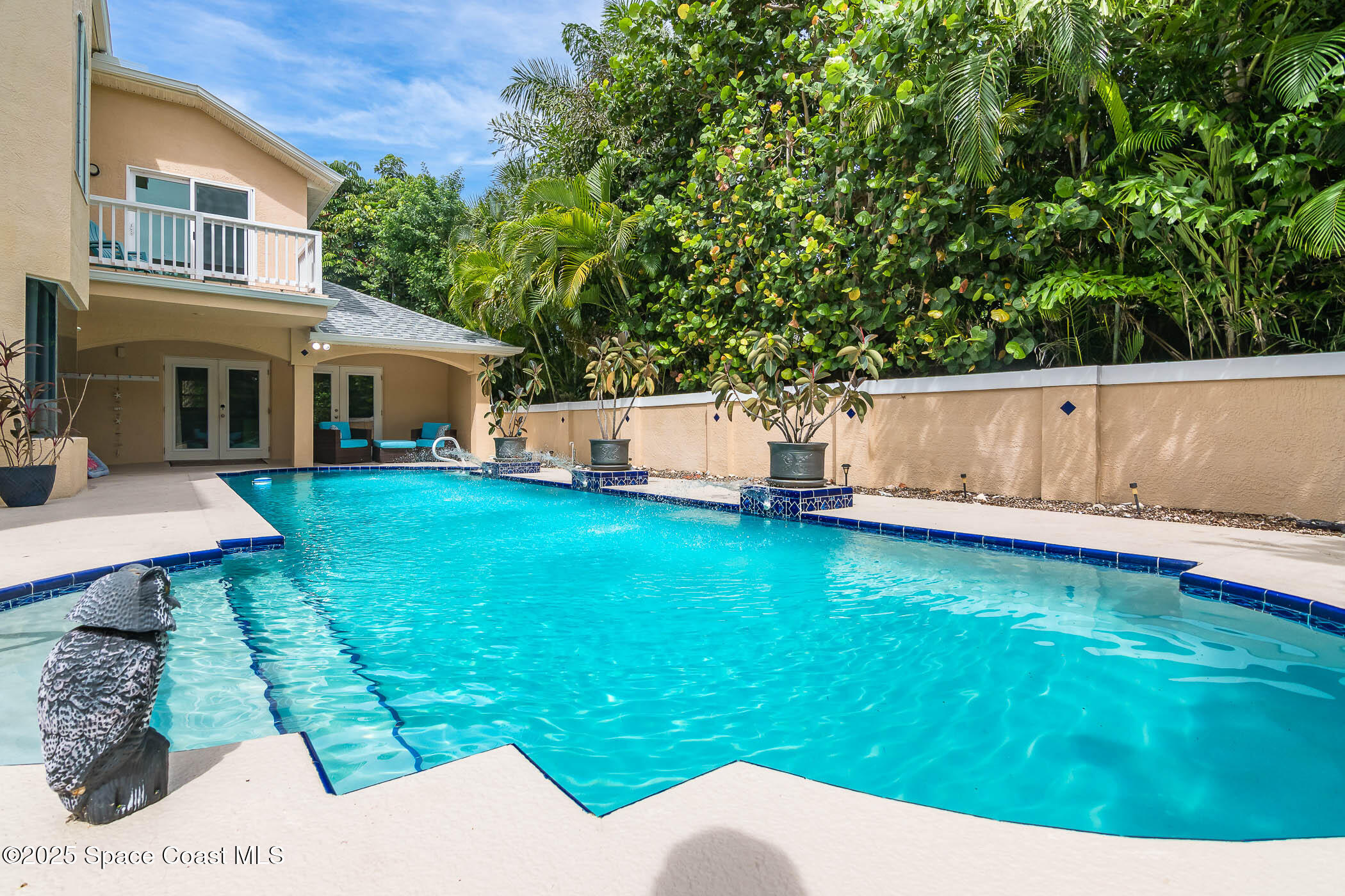5085 Palm Drive