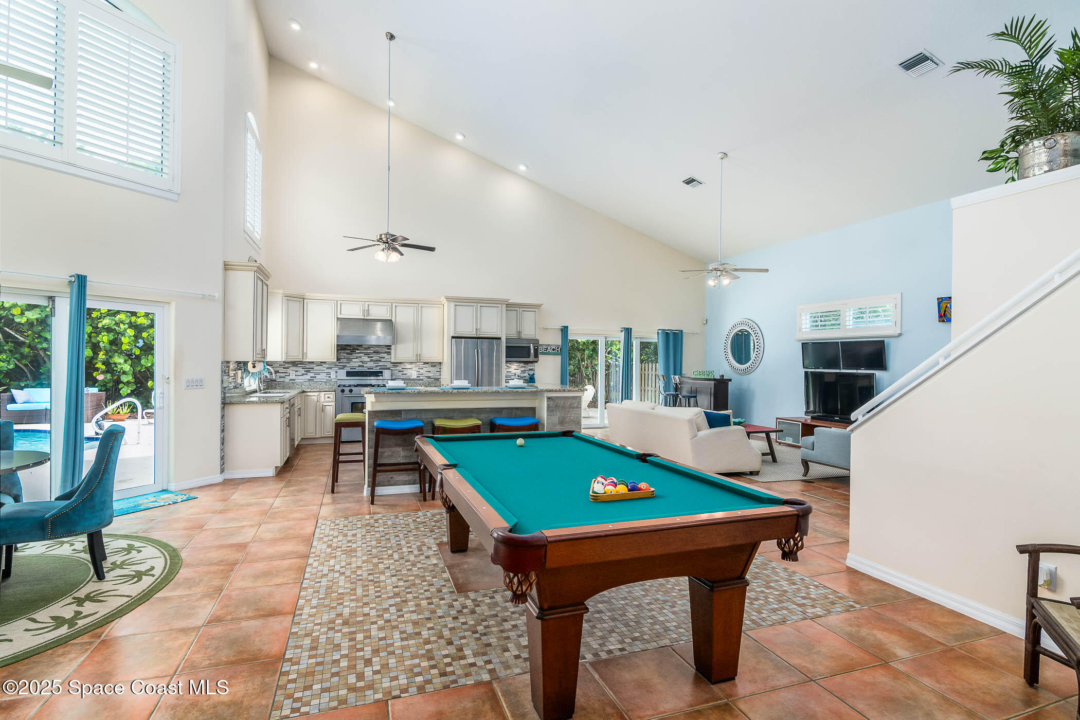 5085 Palm Drive