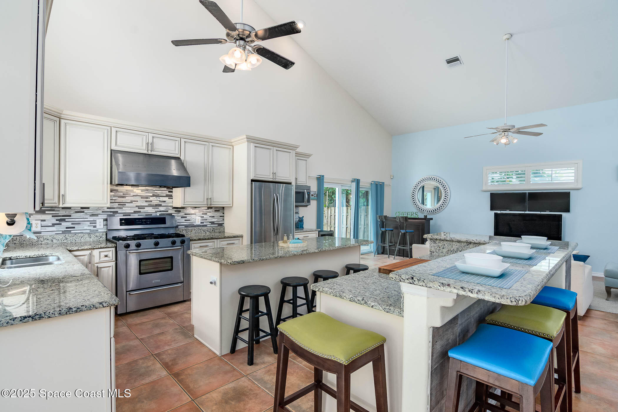 5085 Palm Drive