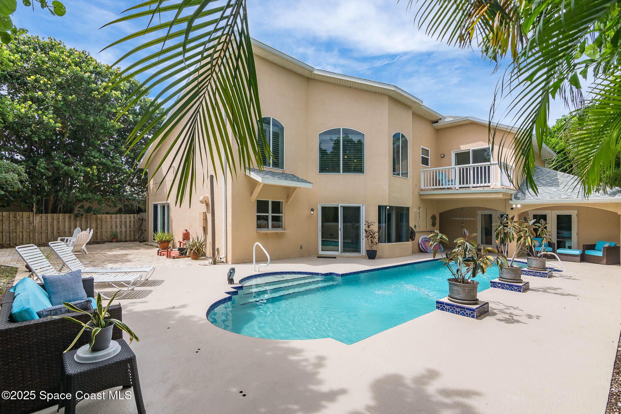5085 Palm Drive