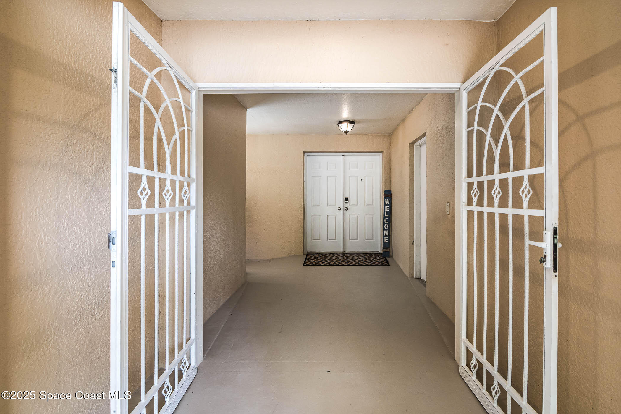 5085 Palm Drive