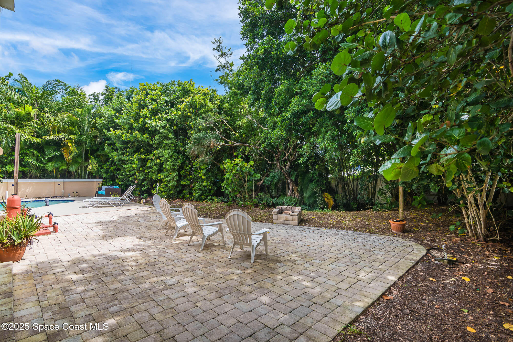 5085 Palm Drive