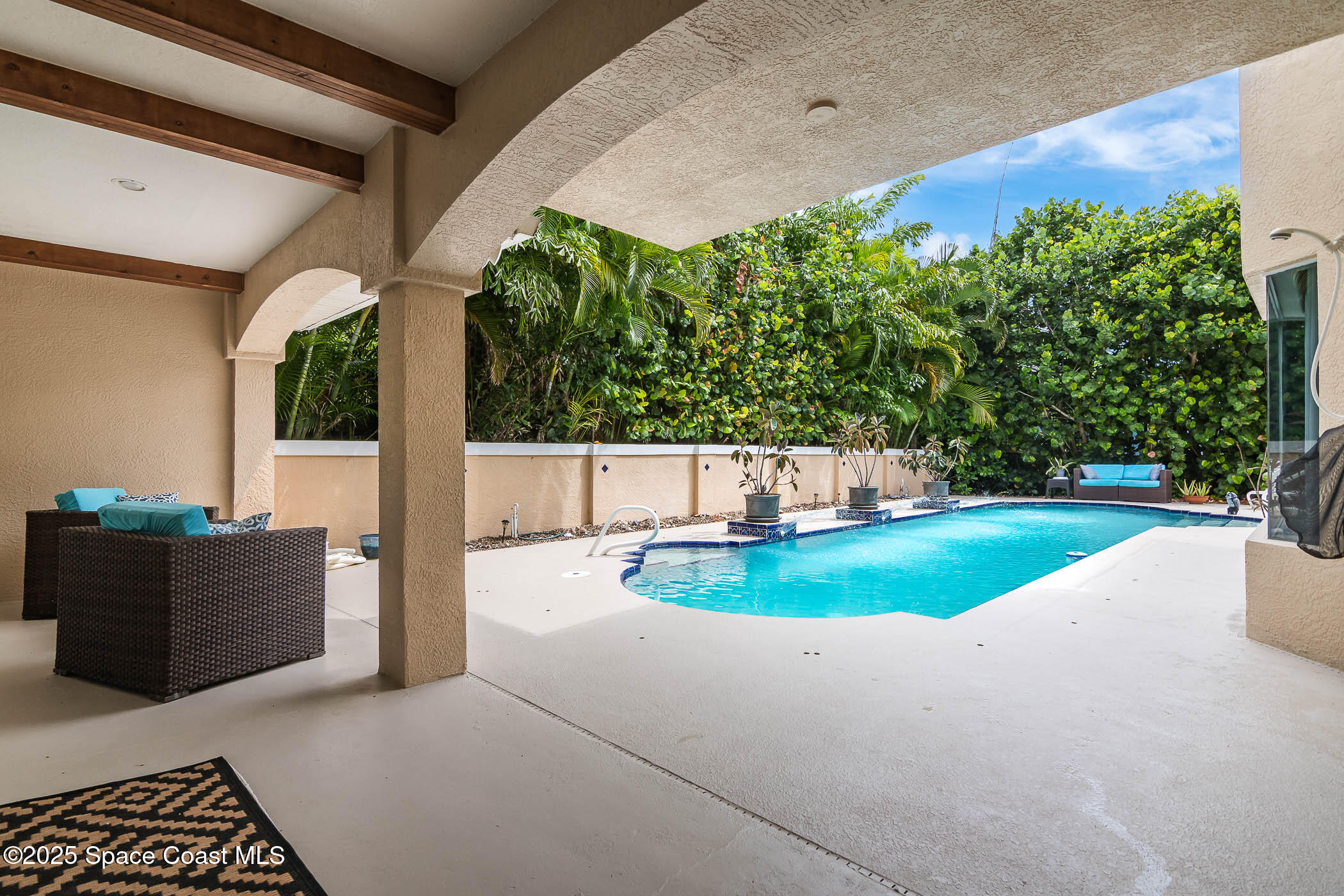 5085 Palm Drive