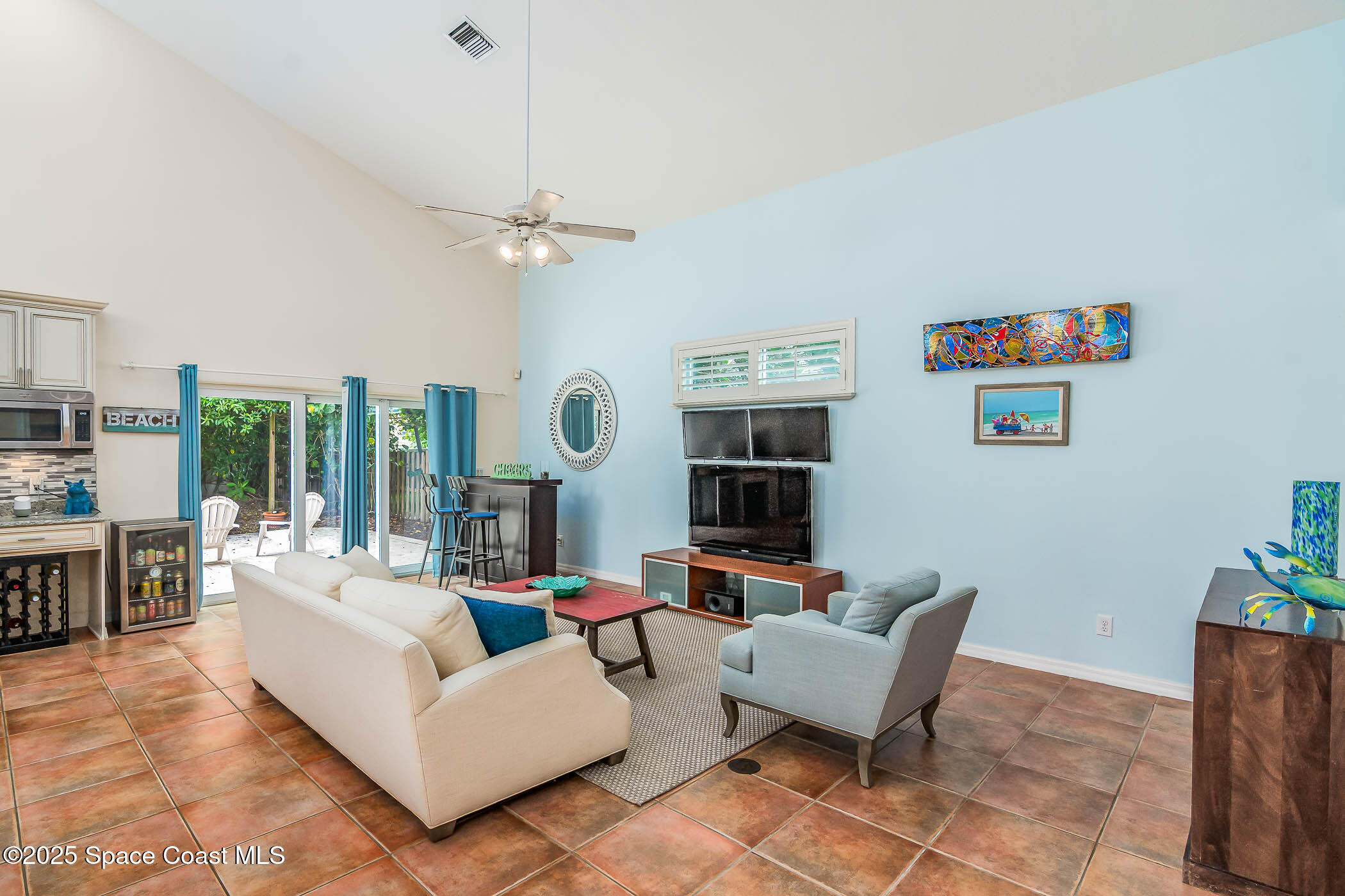 5085 Palm Drive