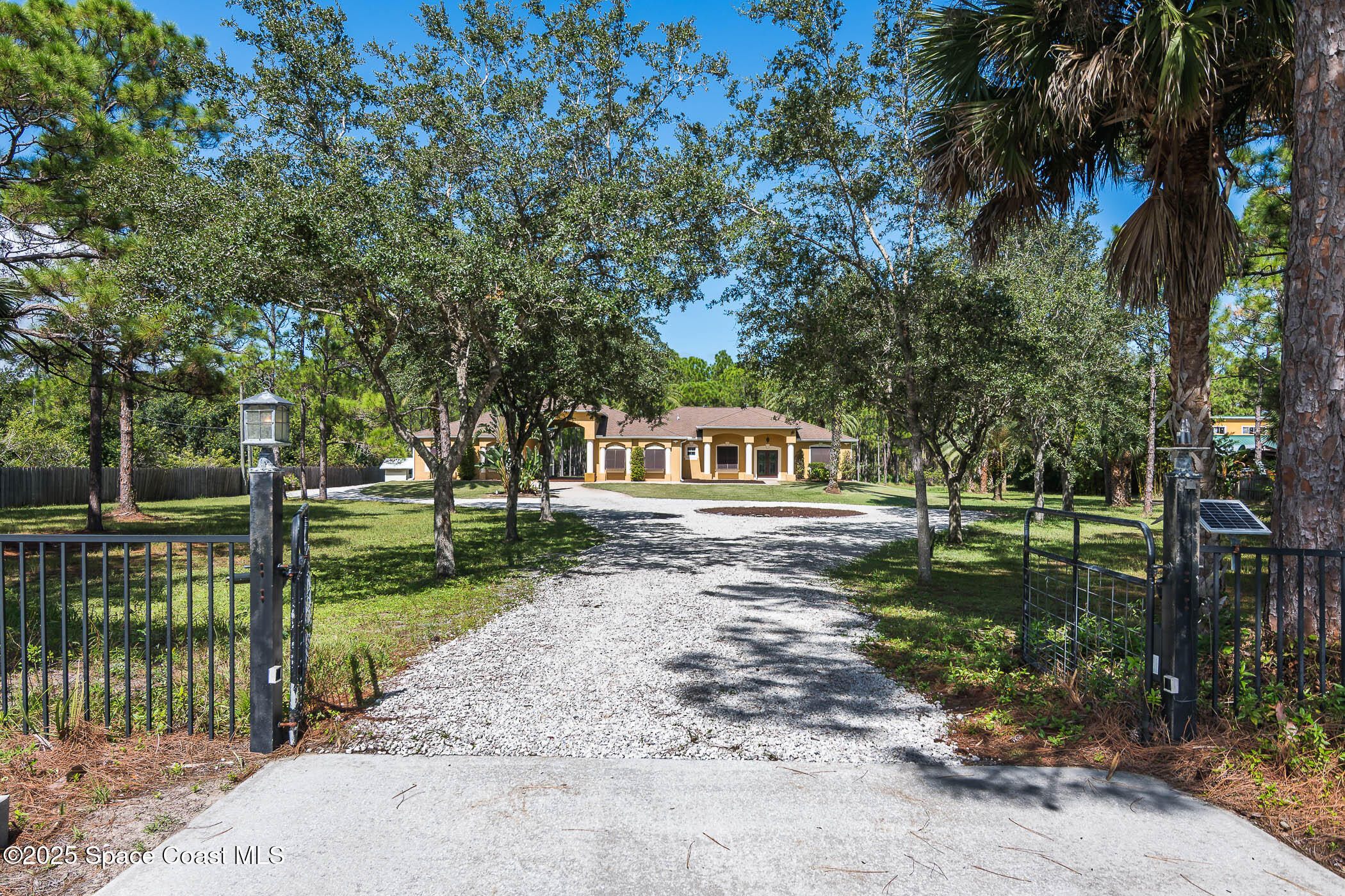 3340 Grant Road, Grant-Valkaria