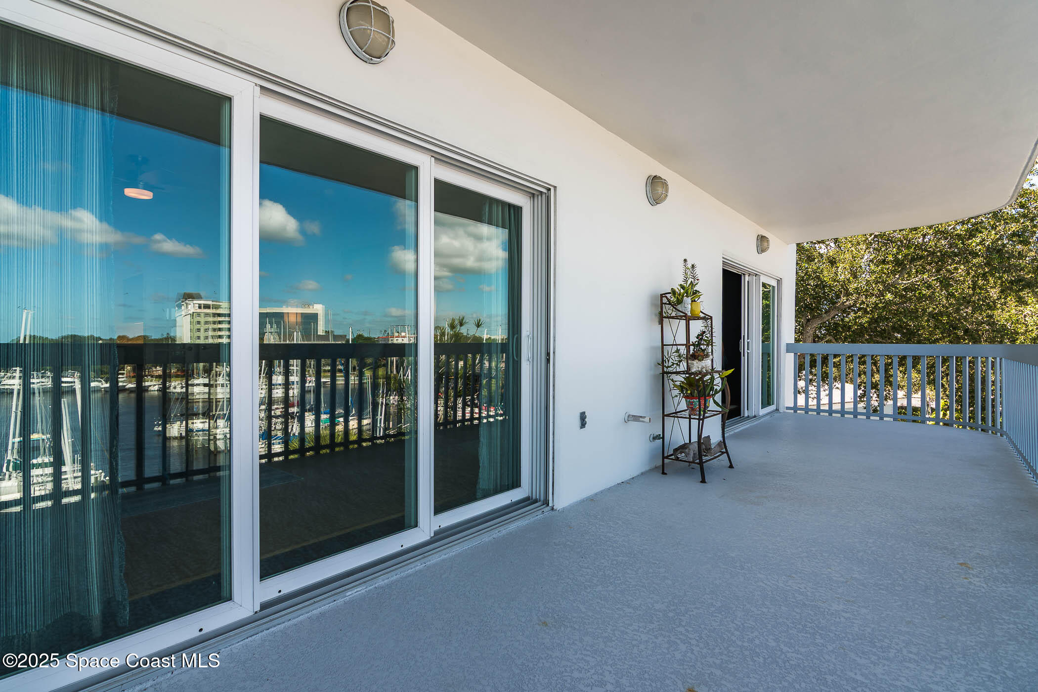 1208 River Drive, 401, Melbourne Unit: 401