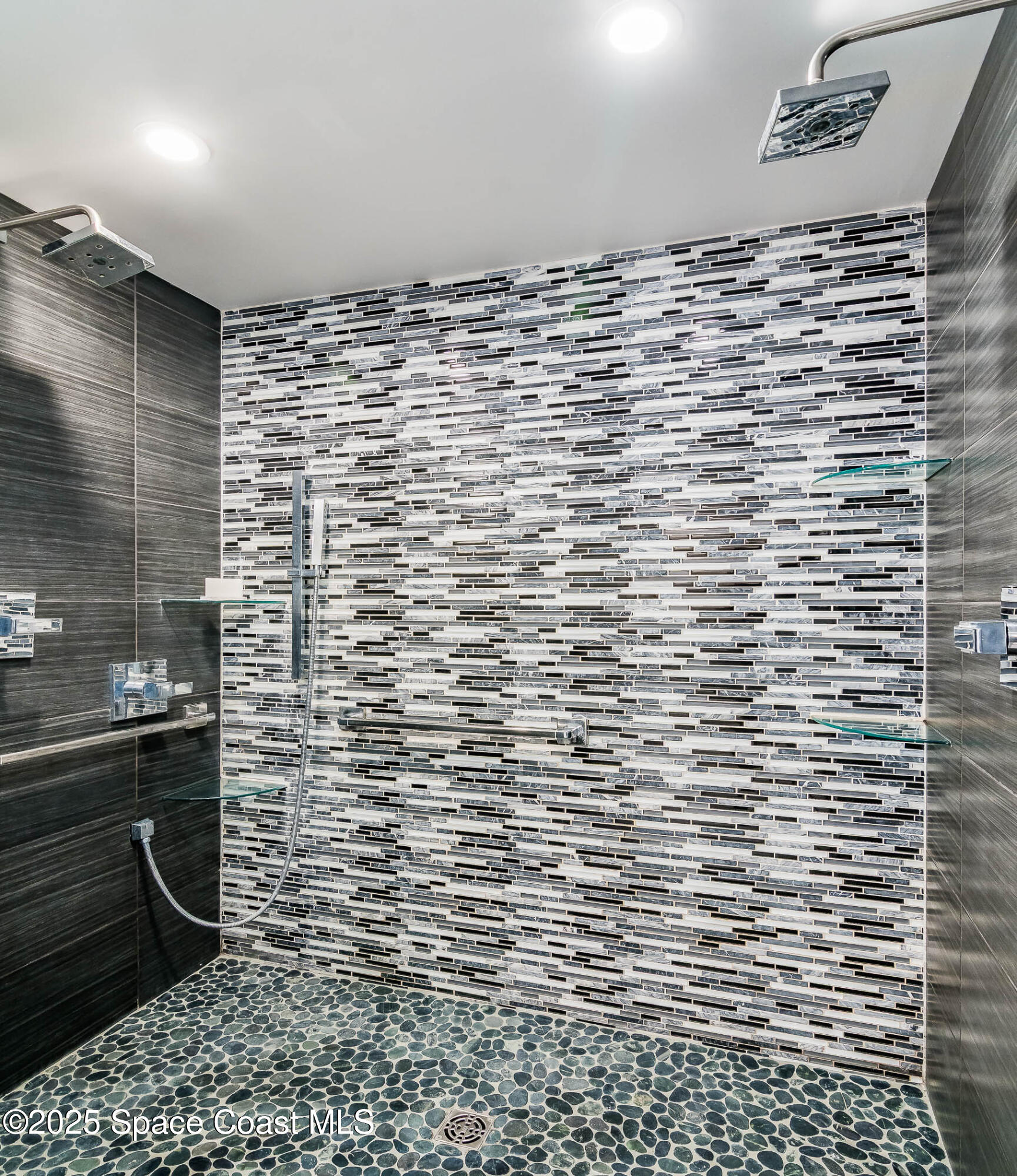 1208 River Drive, 401, Melbourne Unit: 401