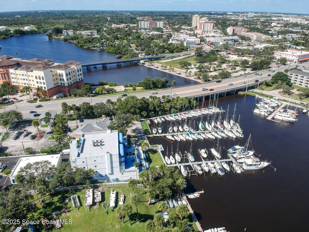 1208 River Drive, 401, Melbourne Unit: 401