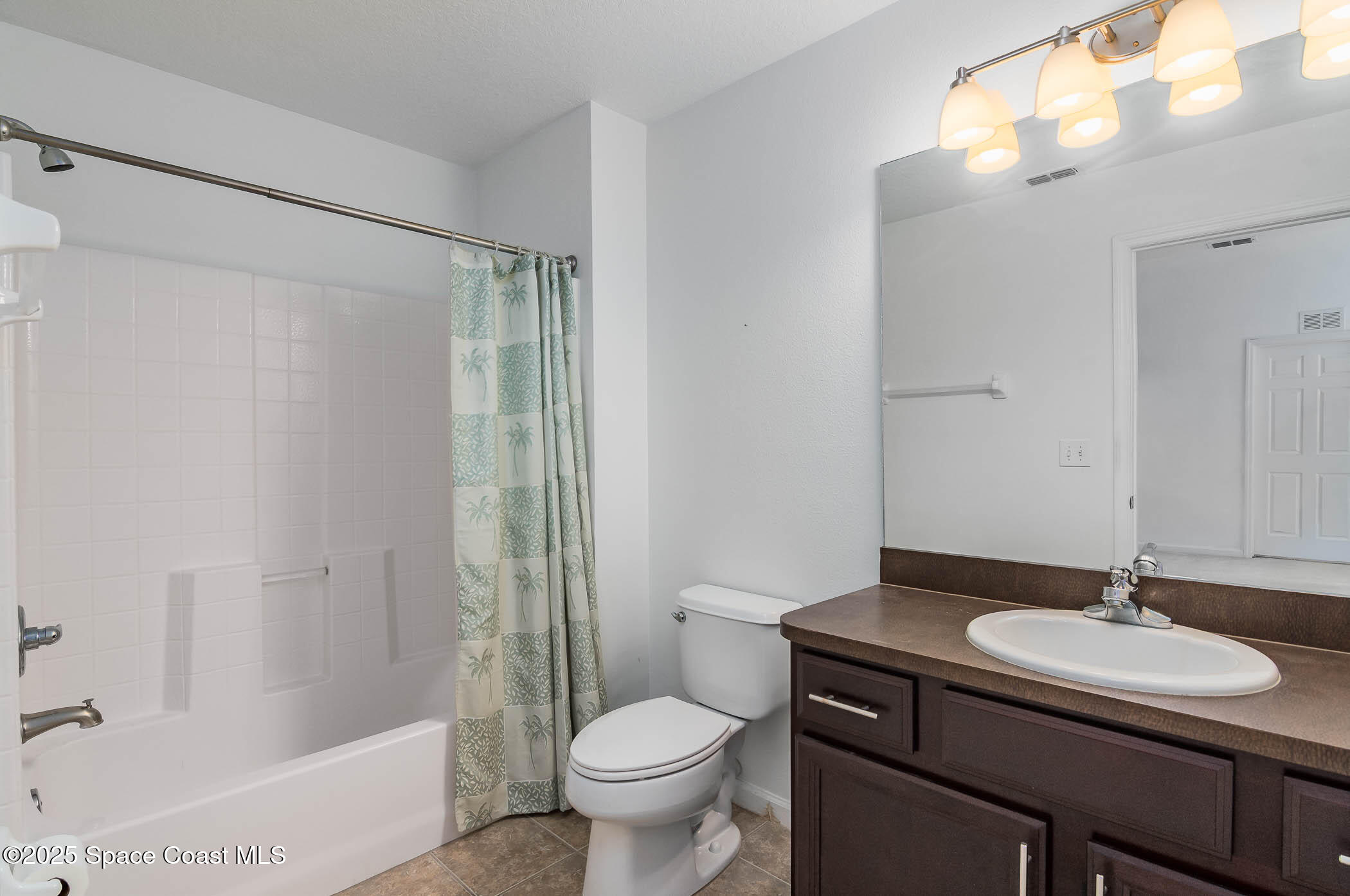 4047 Meander Place 206