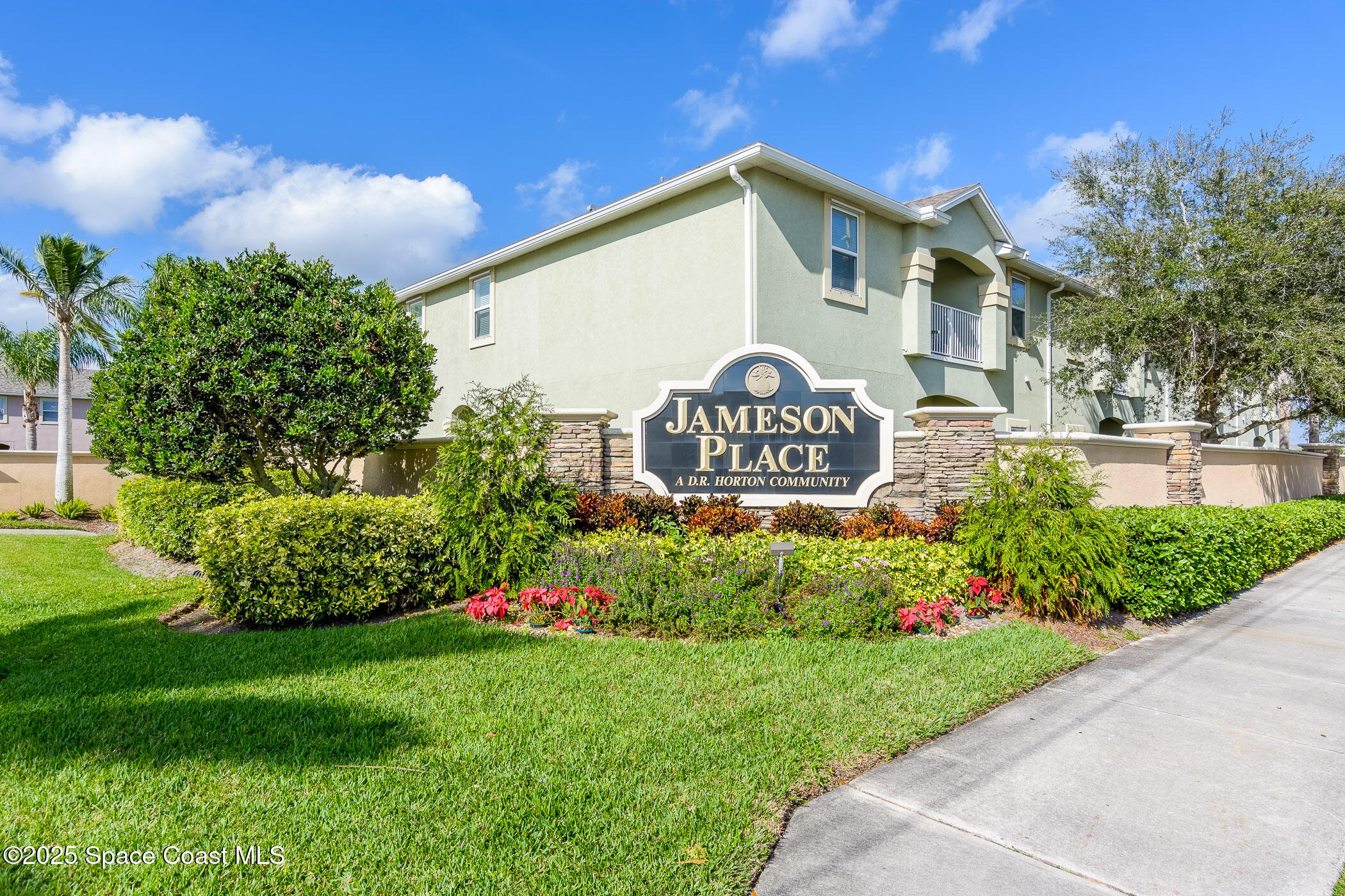 4047 Meander Place 206