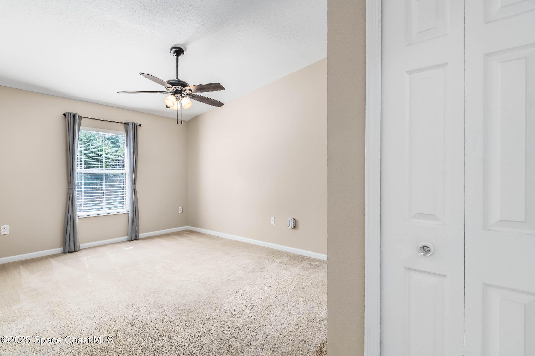 4047 Meander Place 206