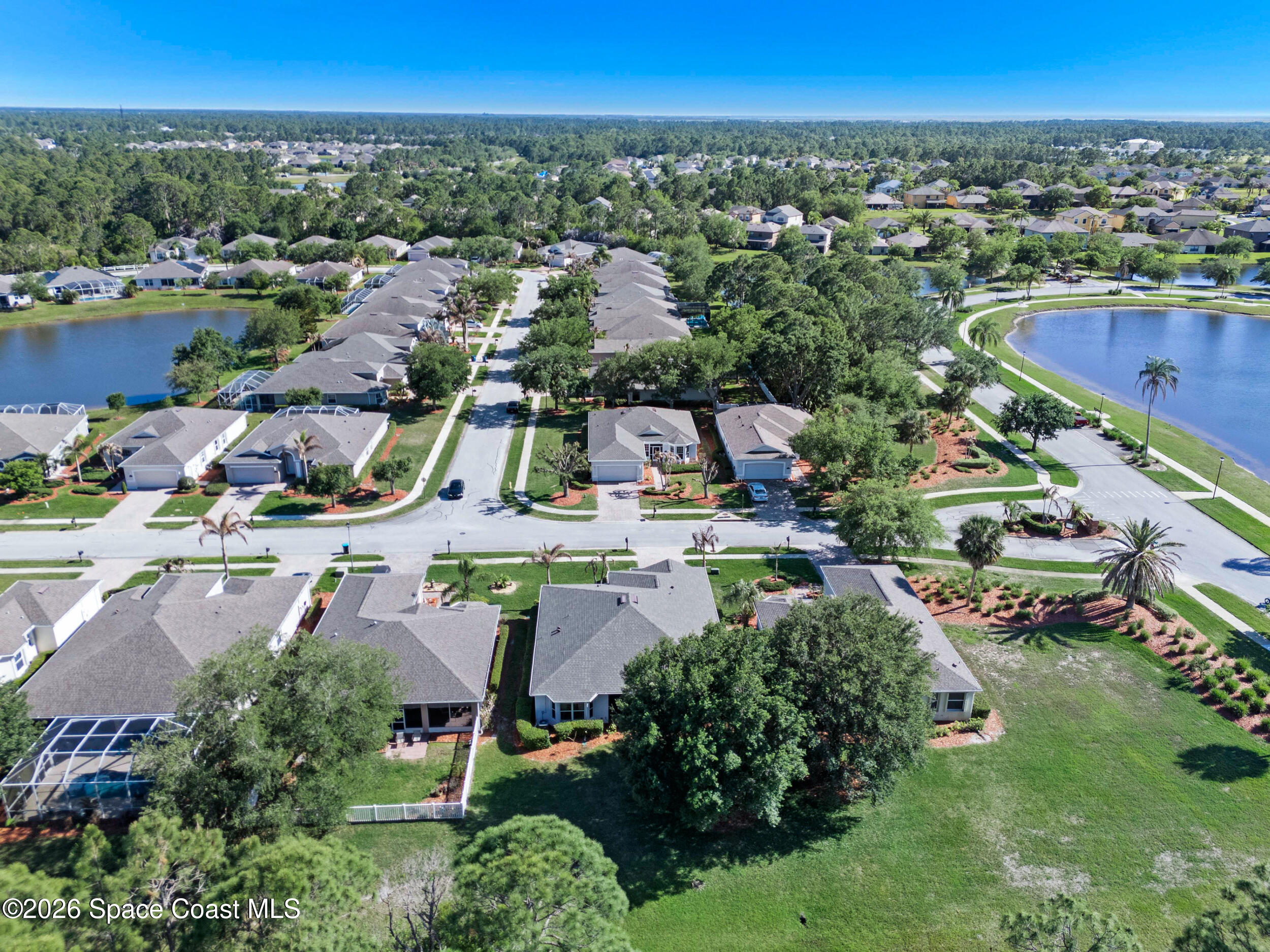 319 Gardendale Circle SE