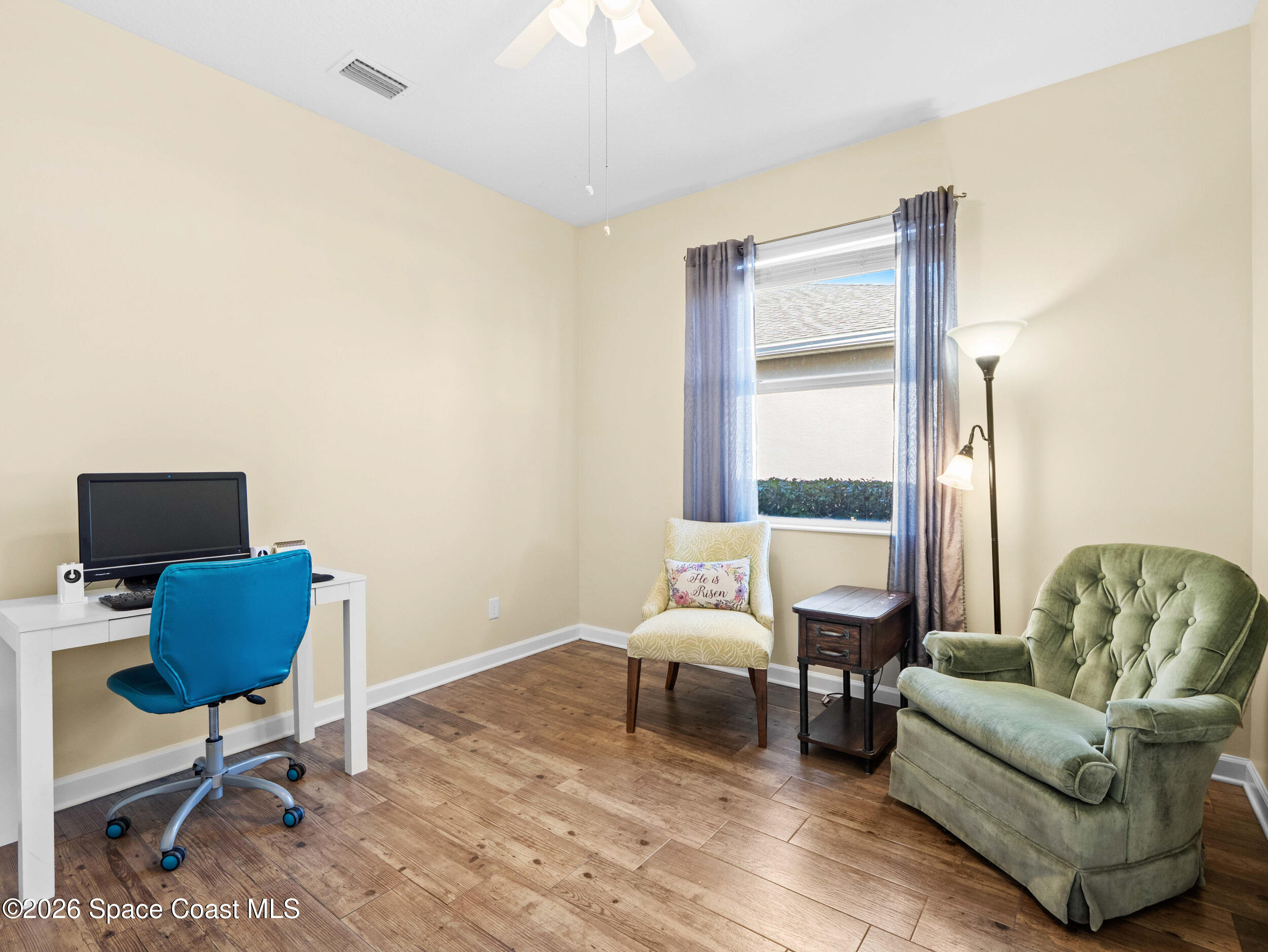 319 Gardendale Circle SE