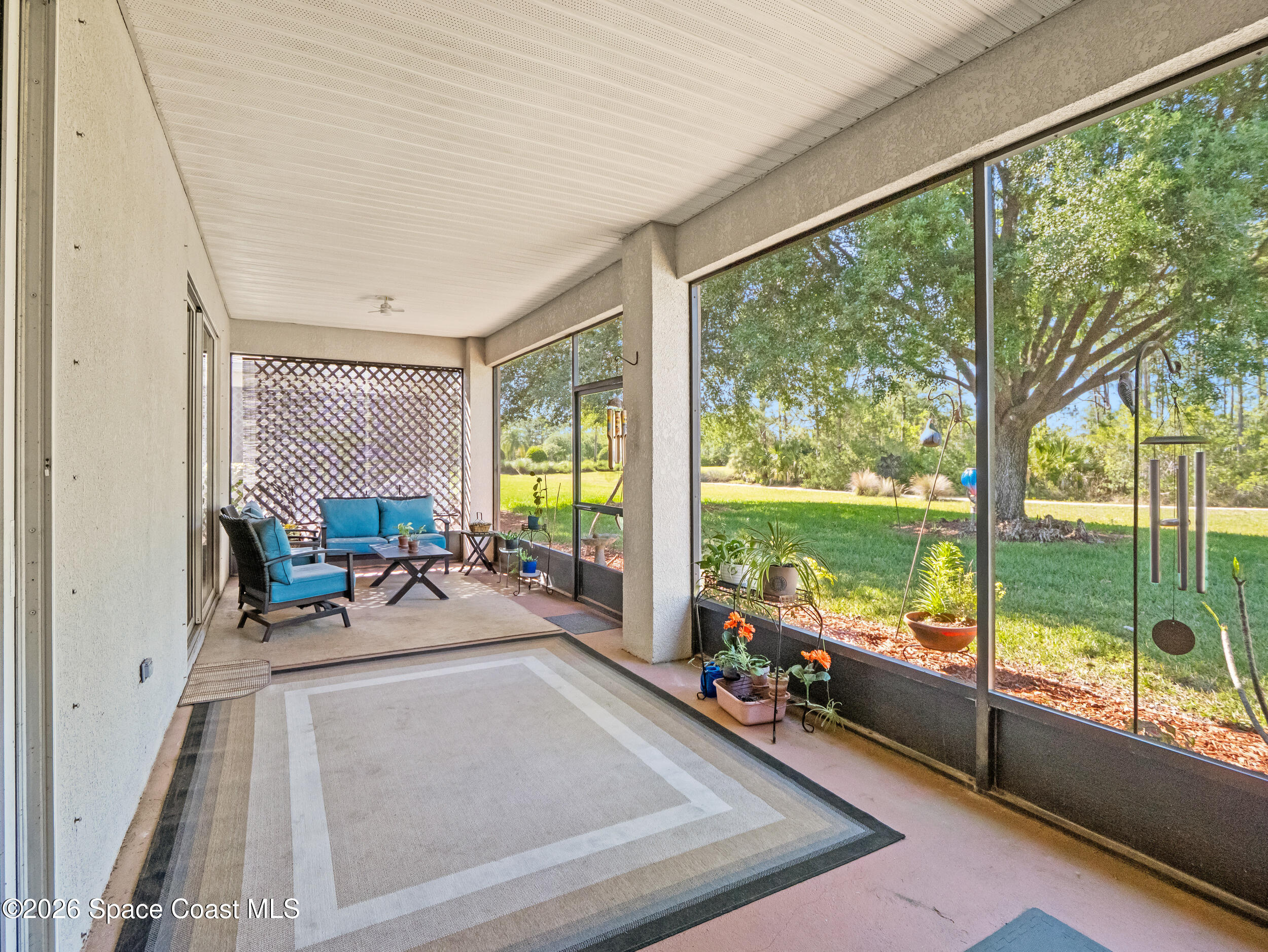 319 Gardendale Circle SE