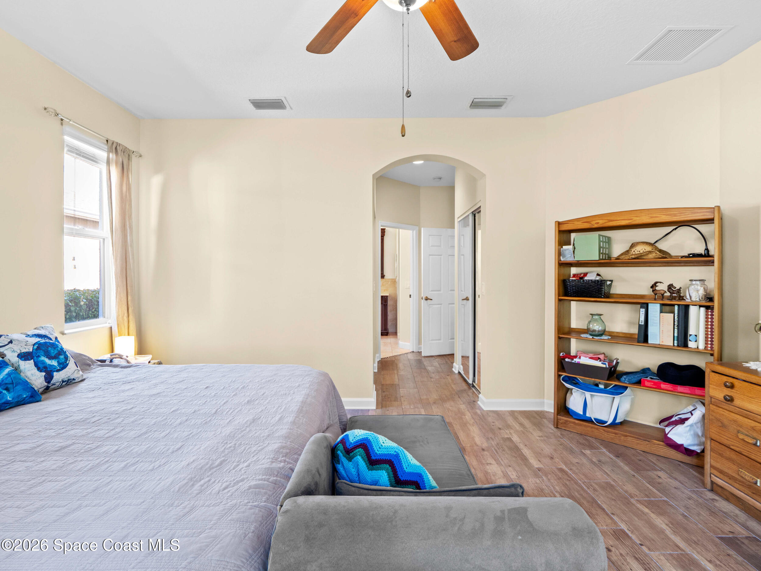 319 Gardendale Circle SE